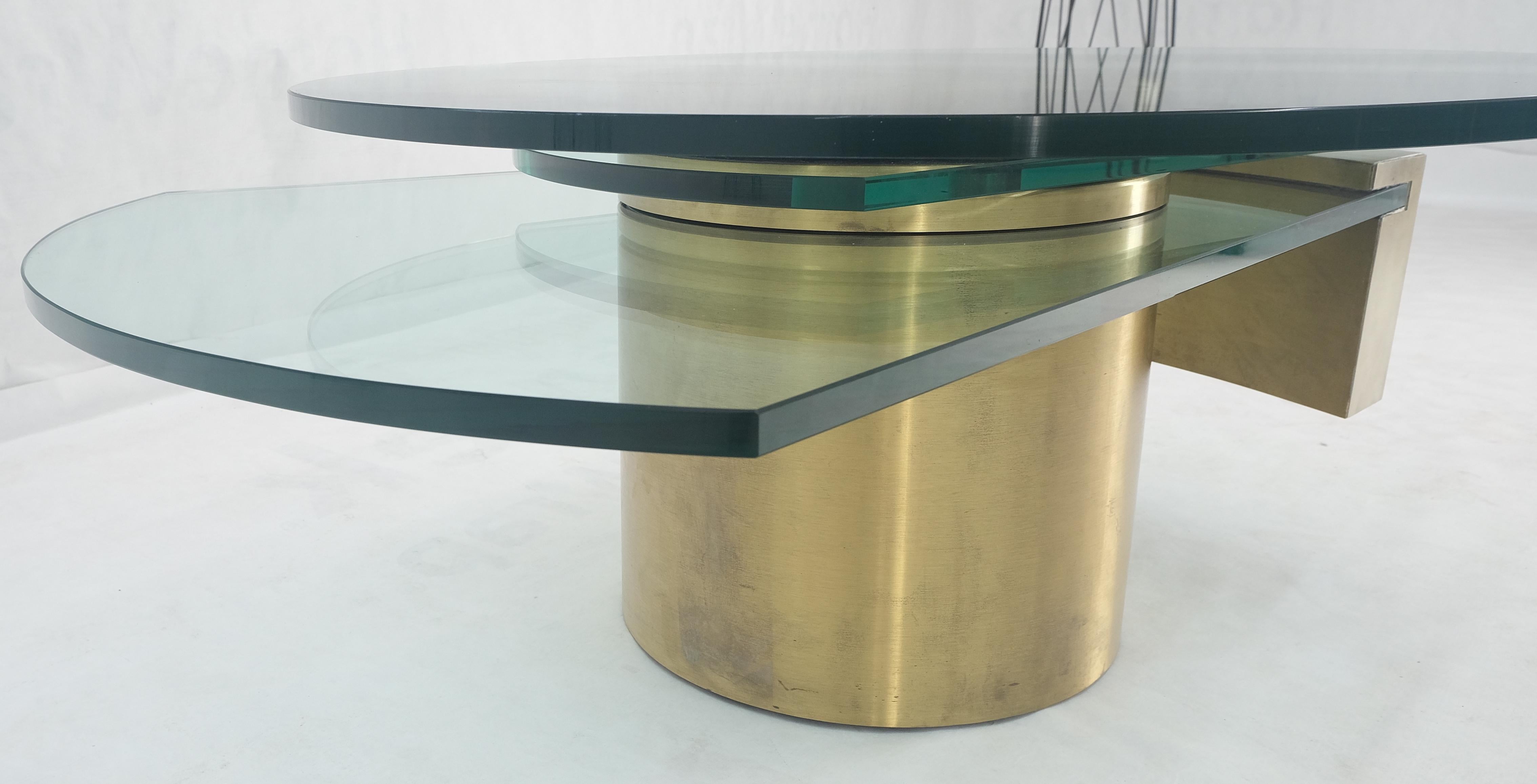 Table basse ronde à remontage automatique de l'horloge mécanique Dakota Jackson en vente 9