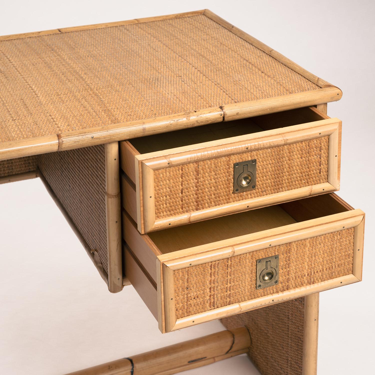 Dal Vera bamboo rattan desk with brass hinges, French Riviera style, Italy, 1970 For Sale 9