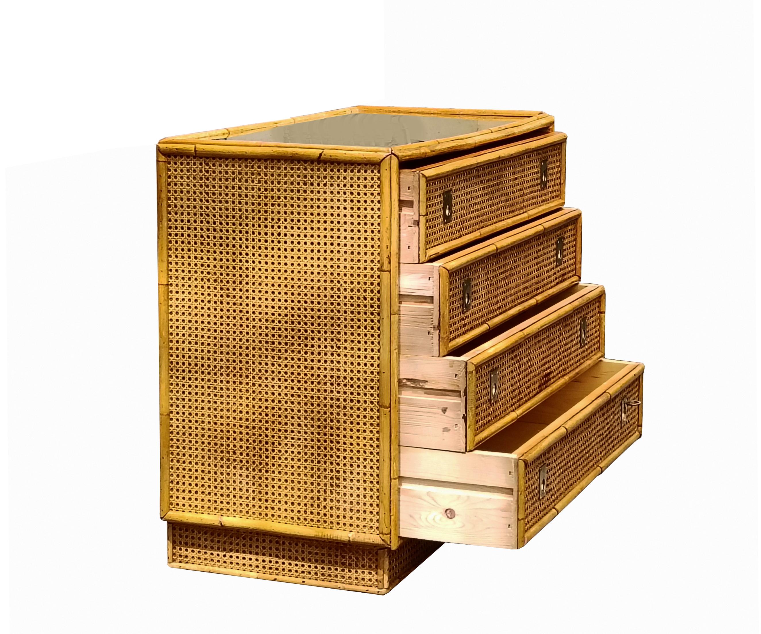 Dal Vera Kommode aus Rattan und Messing, Italien 1970er (Moderne der Mitte des Jahrhunderts) im Angebot