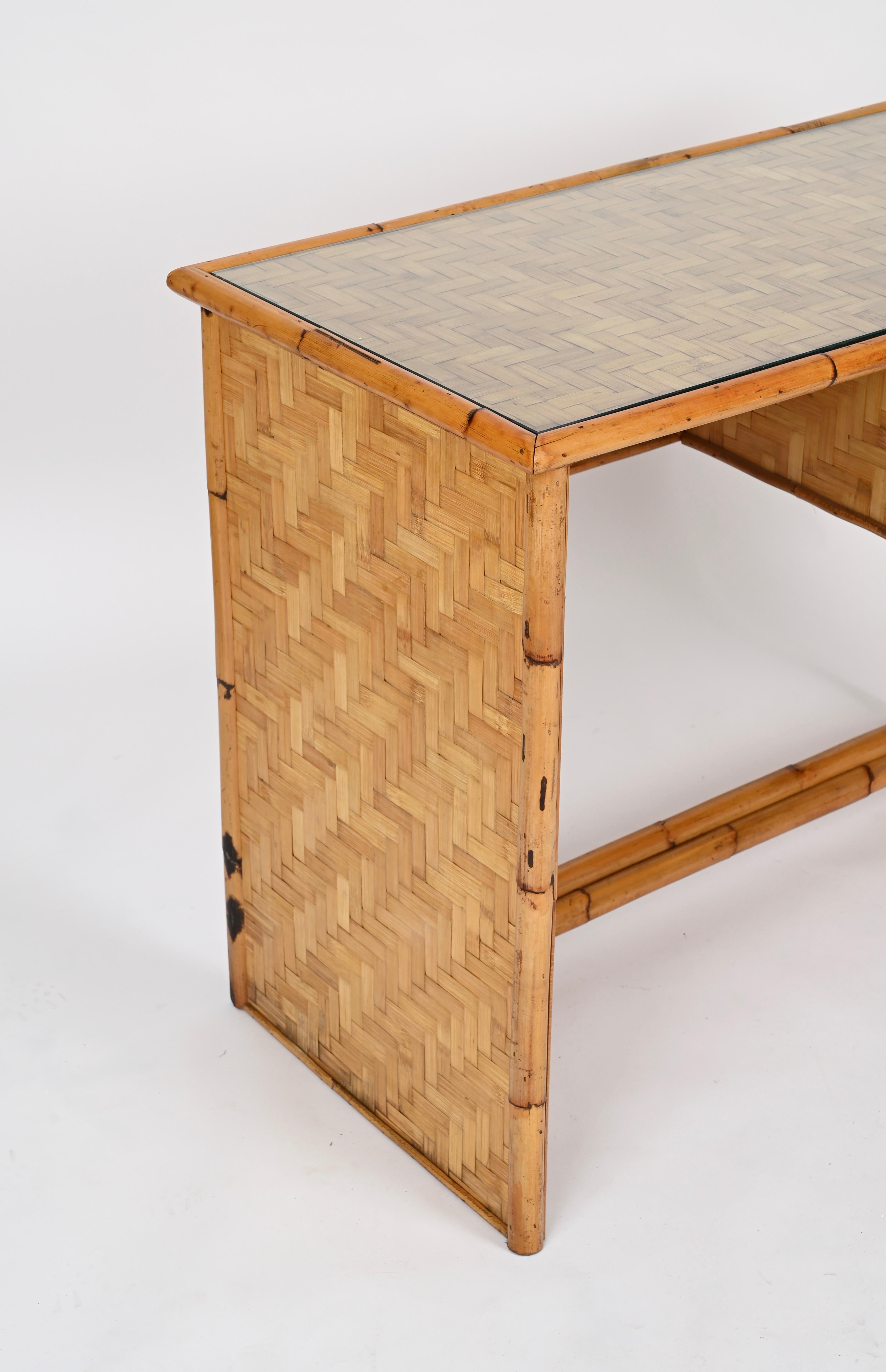 Dal Vera Mid-Century Desk with Drawers in Bamboo, Brass with Glass, Italy 1970s For Sale 4