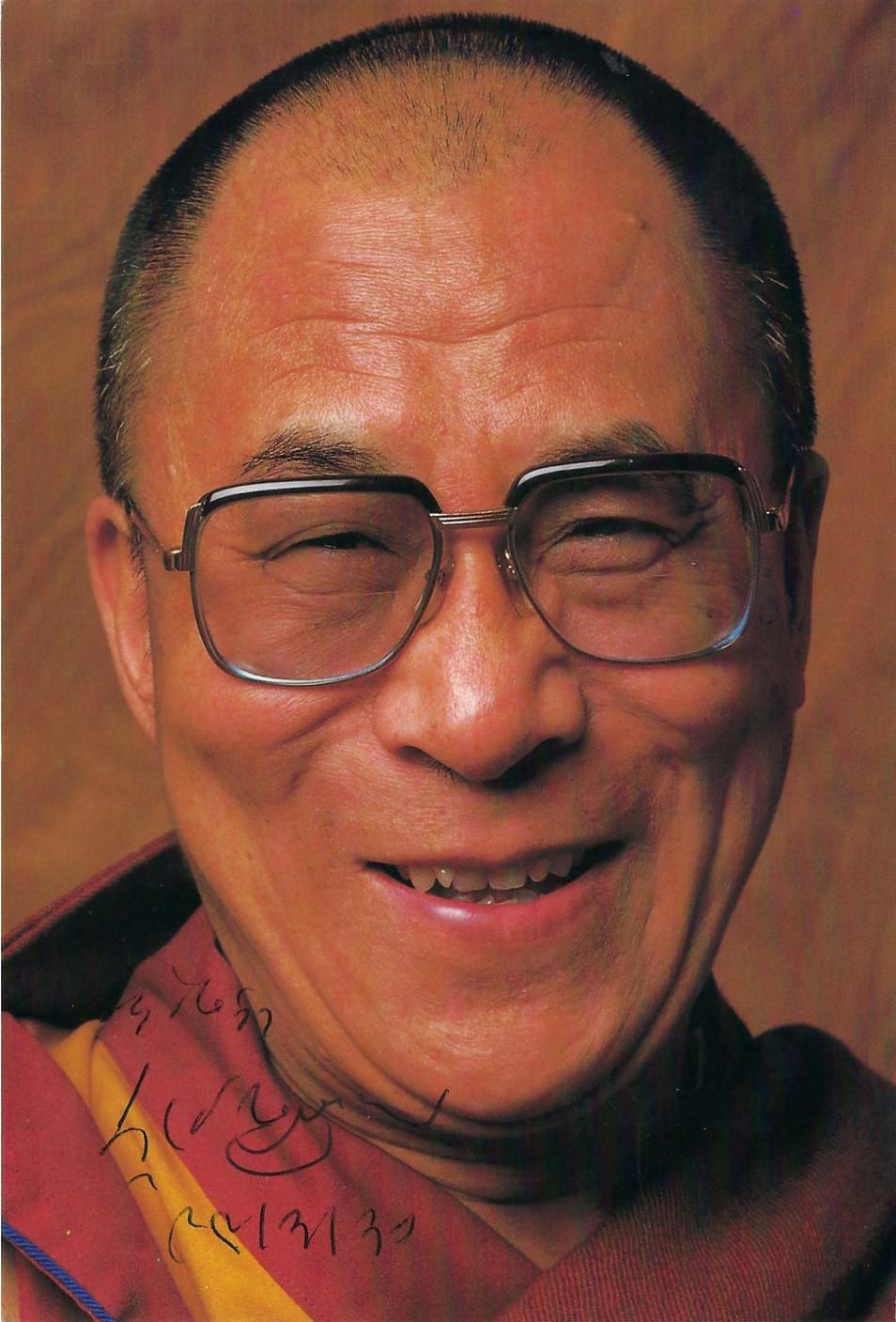 Dalai Lama Signed Color Photograph In Good Condition For Sale In Jersey, GB