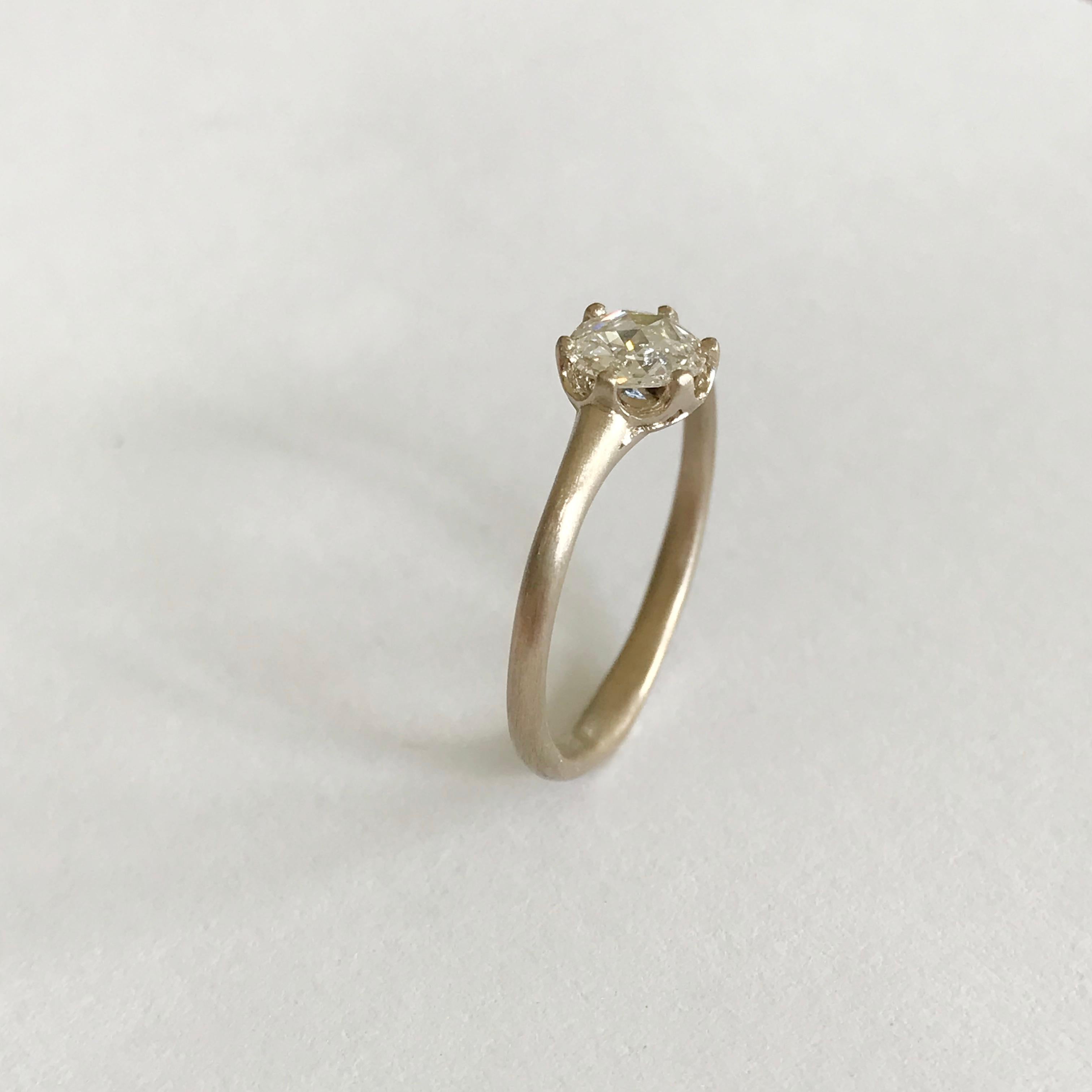 Dalben 0, 35 Carat Round Rose Cut Diamond Gold Ring For Sale 1