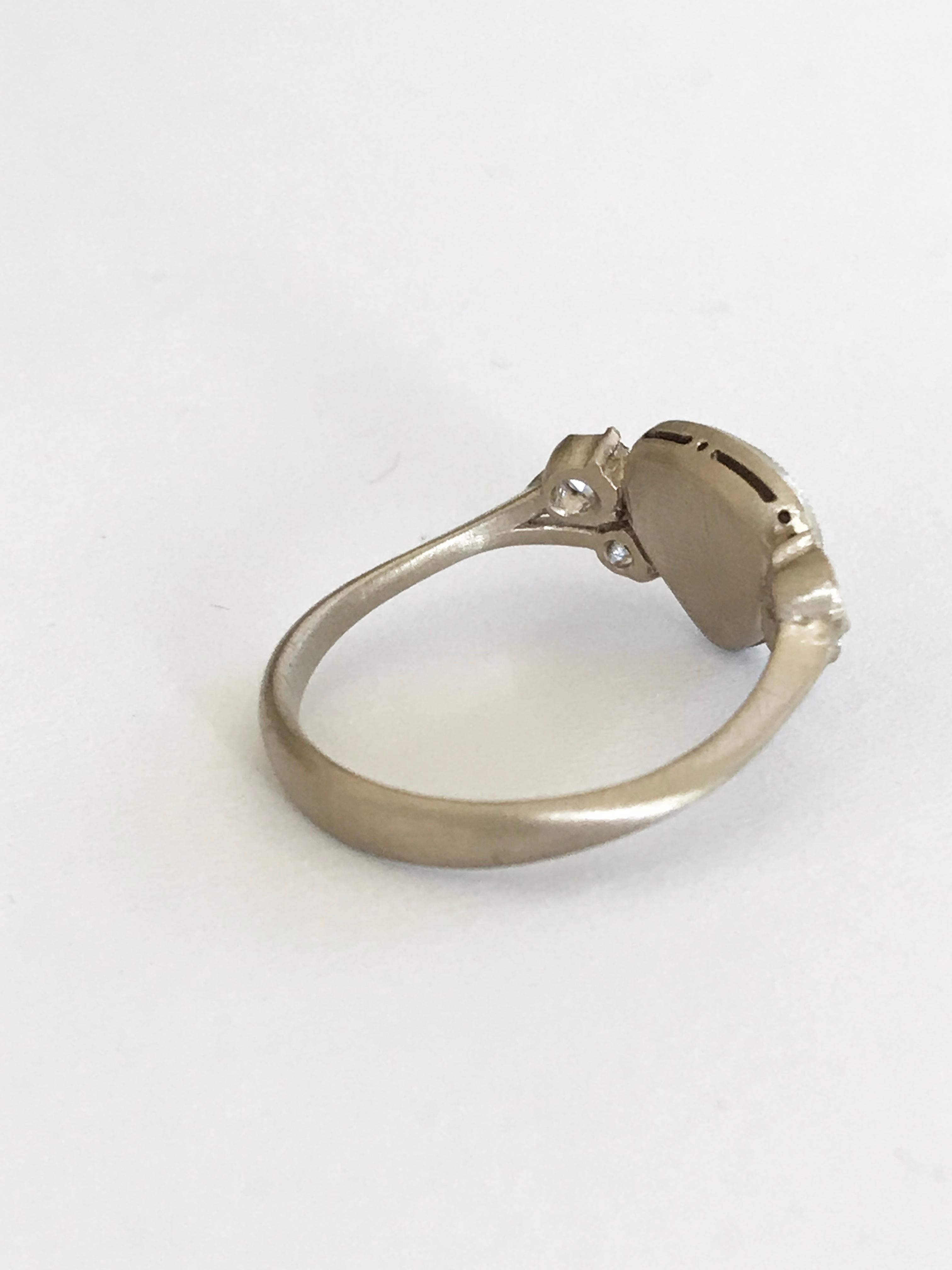 Dalben 1, 01 Carat Pear Shape Rose Cut Diamond Gold Ring For Sale 5