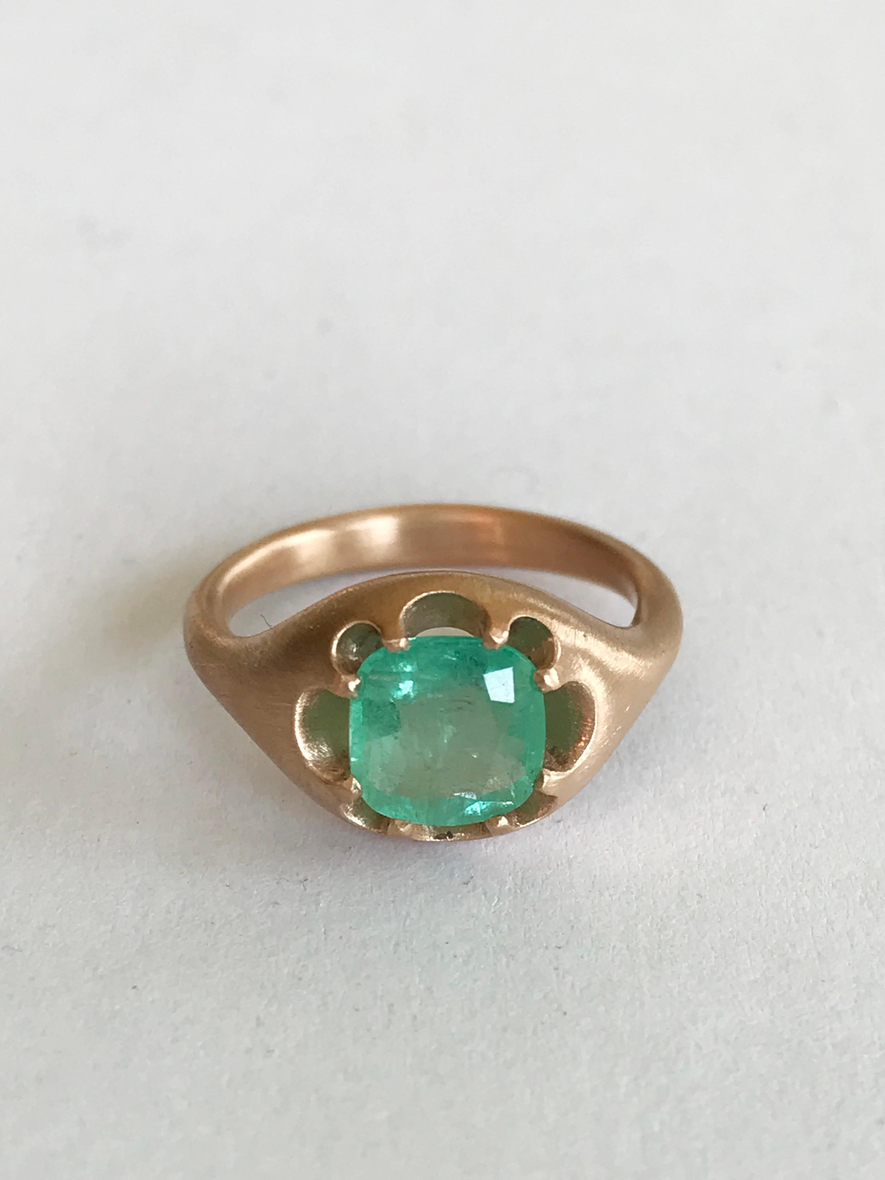 Dalben 1, 26 Ct Cushion Cut Emerald Rose Gold Ring For Sale 2
