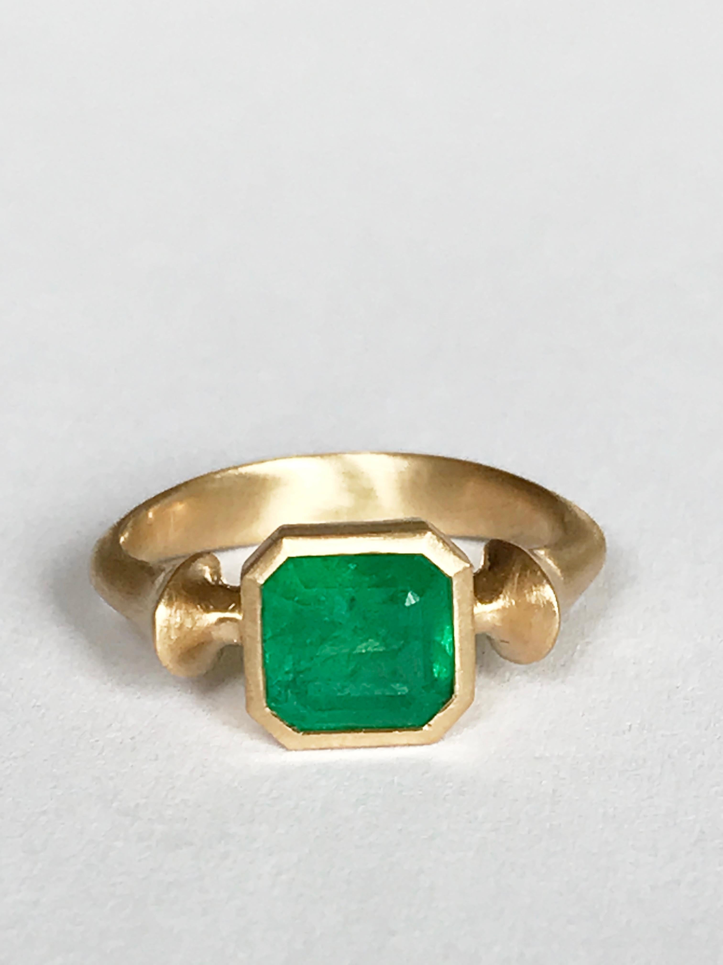 Dalben 2 Karat Smaragd-Gelbgold-Ring im Angebot 6