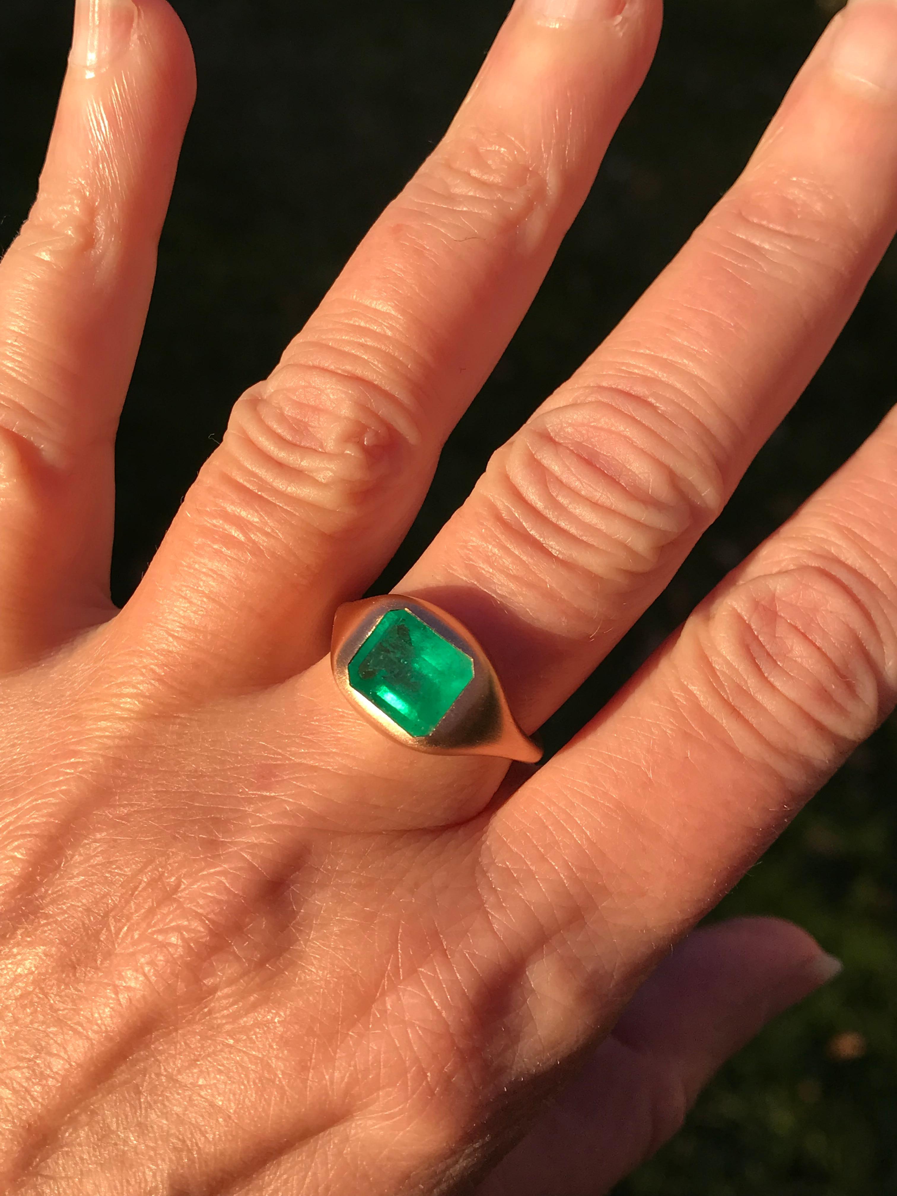 Dalben 2,46 Karat kolumbianischer Smaragd-Ring aus Roségold Damen im Angebot
