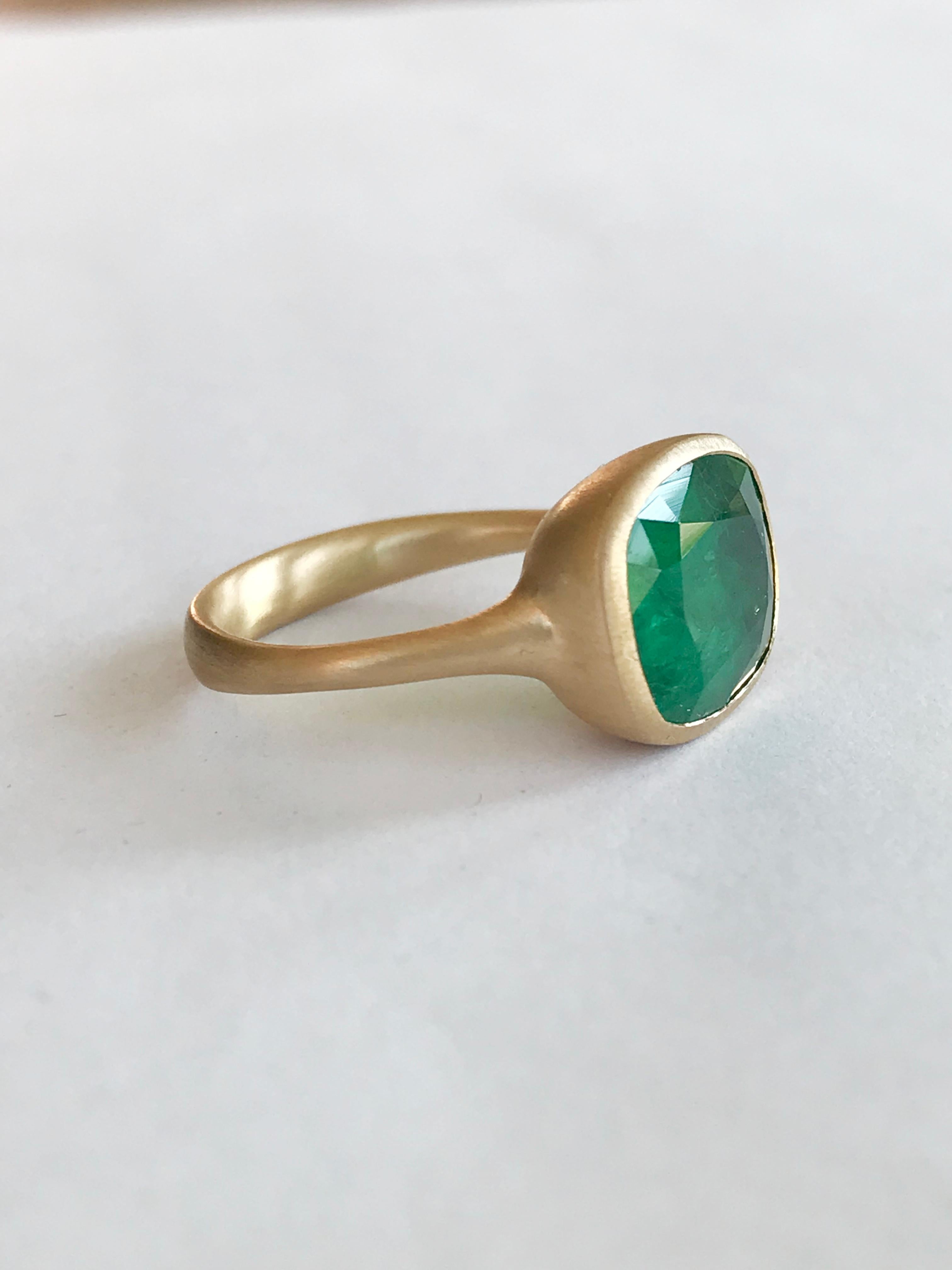 Dalben 4.9 Carat Emerald Yellow Gold Ring 7