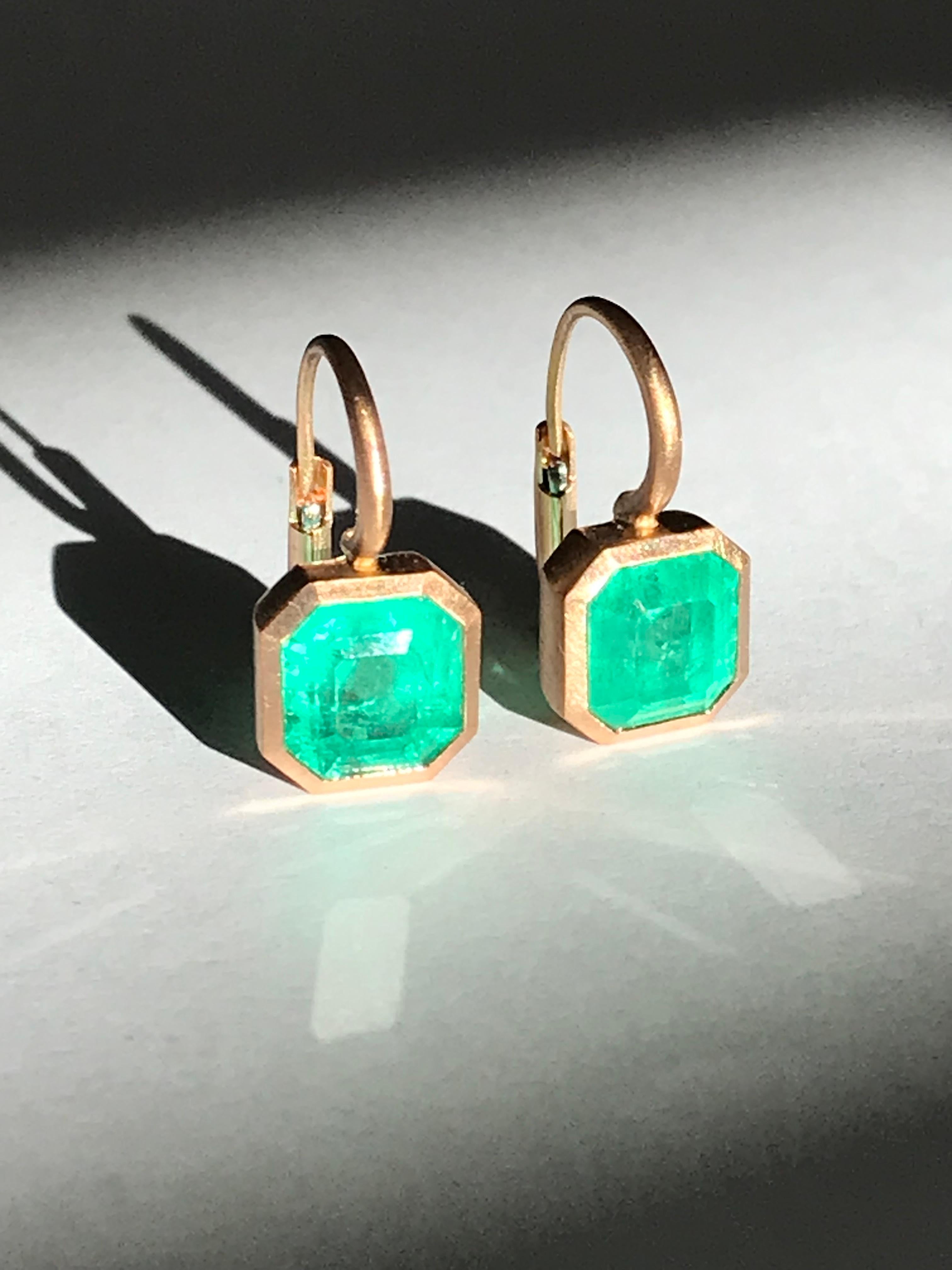 Emerald Cut Dalben 4, 03 Carat Colombian Emerald Rose Gold Earrings For Sale