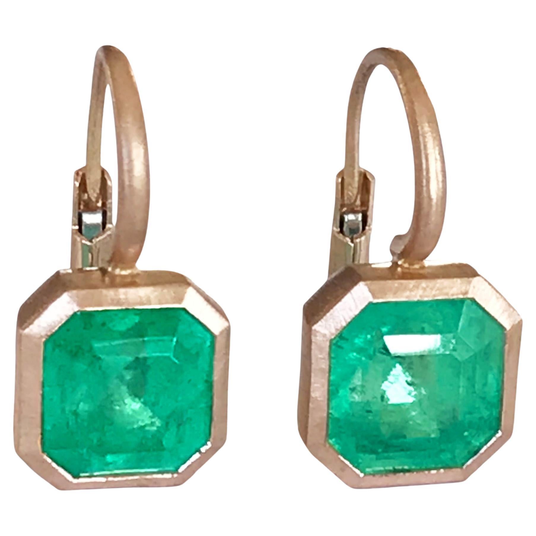 Dalben 4, 03 Carat Colombian Emerald Rose Gold Earrings For Sale