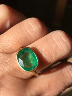 Dalben 4, 03 Carat Emerald Yellow Gold Ring