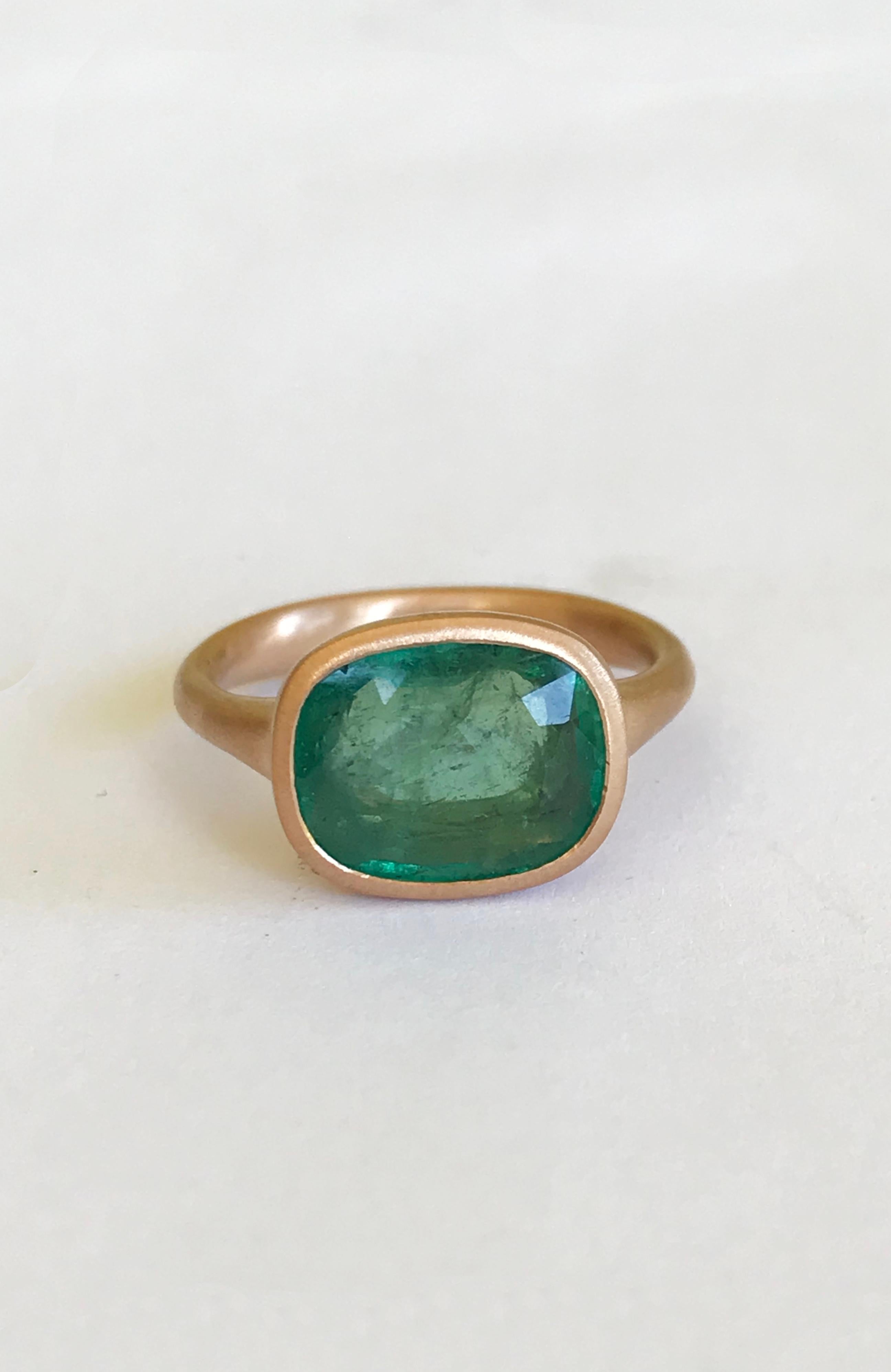 Dalben 4, 07 Carat Emerald Rose Gold Ring For Sale 6