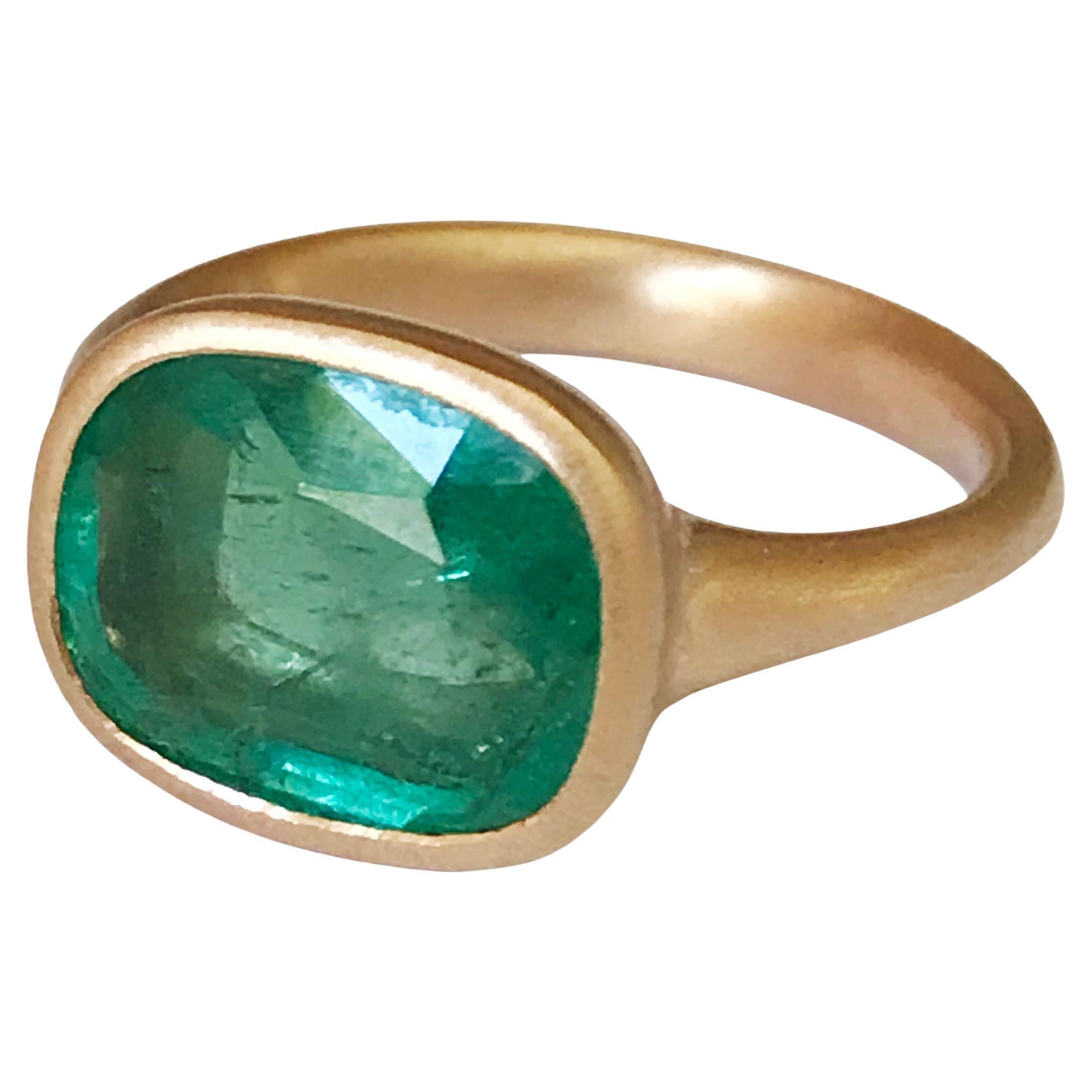 Dalben 4, 07 Carat Emerald Rose Gold Ring