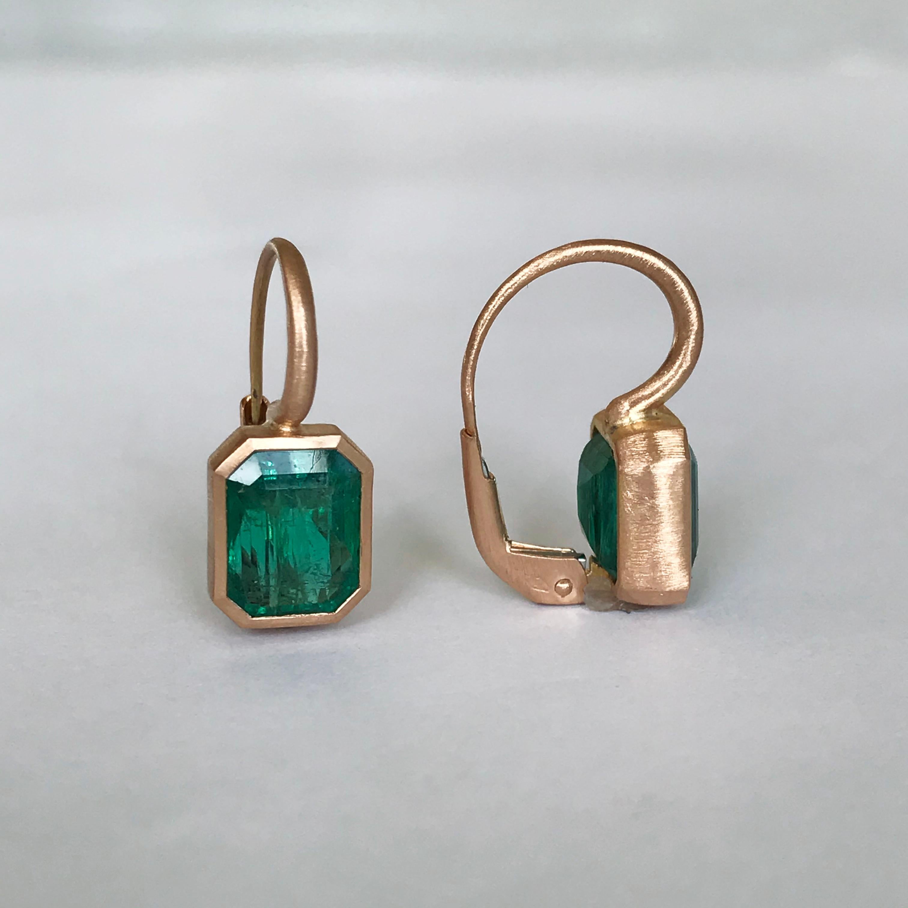 Dalben 5, 4 Carat Deep Green Emerald Rose Gold Earrings 1