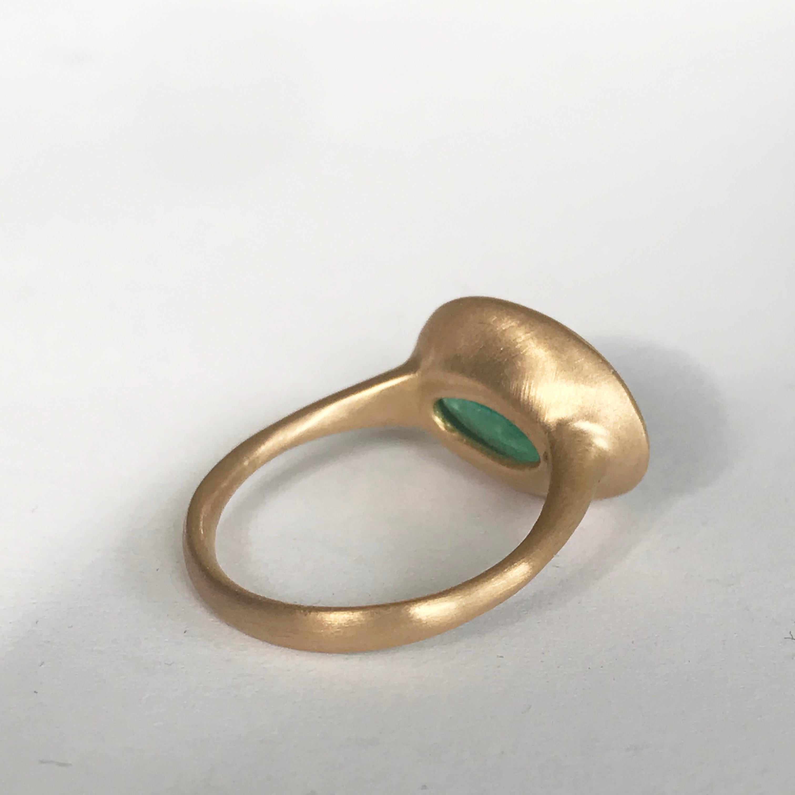 Women's Dalben 5.5 Carat Oval Emerald Yellow Gold Ring