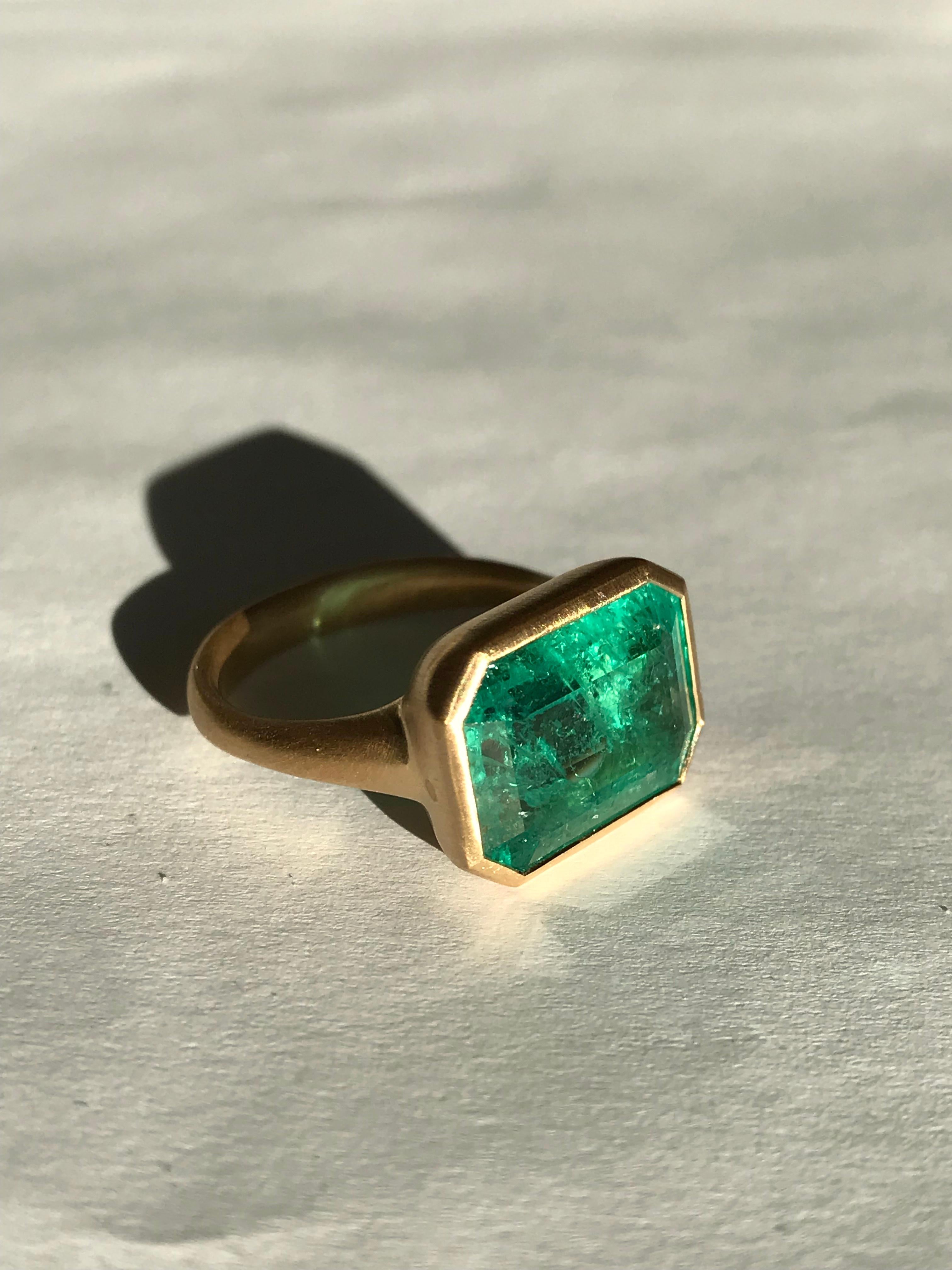 Dalben 7,20 Karat Smaragd Gelbgold Ring 2