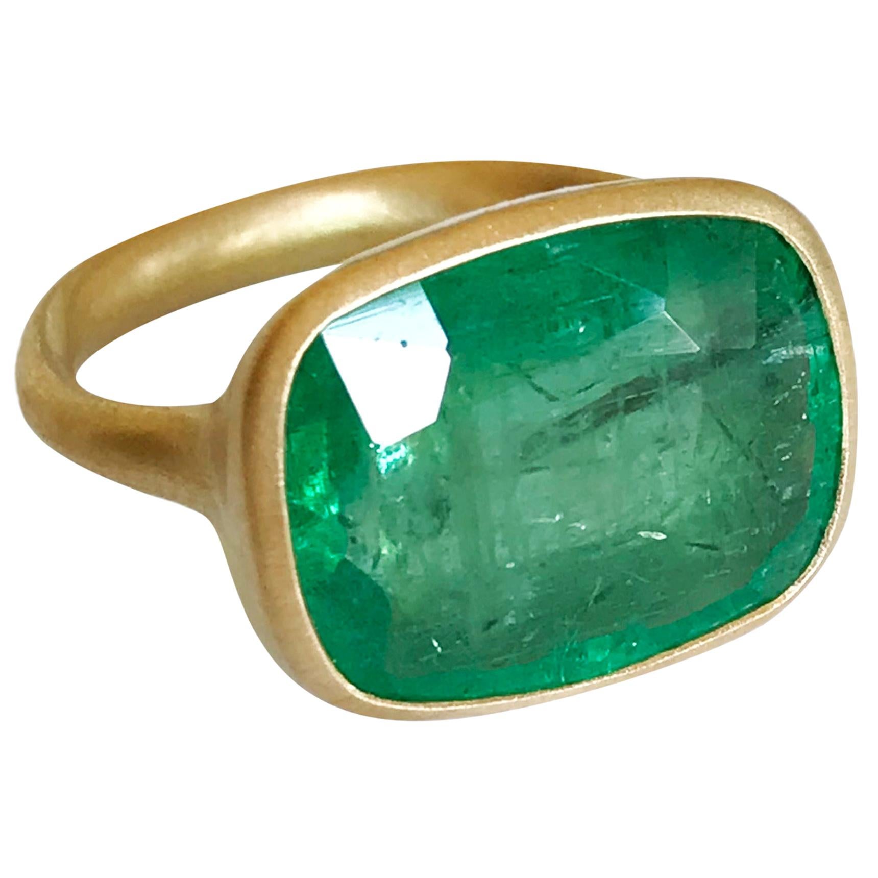 Dalben 8.08 Cushion Cut Emerald Yellow Gold Ring