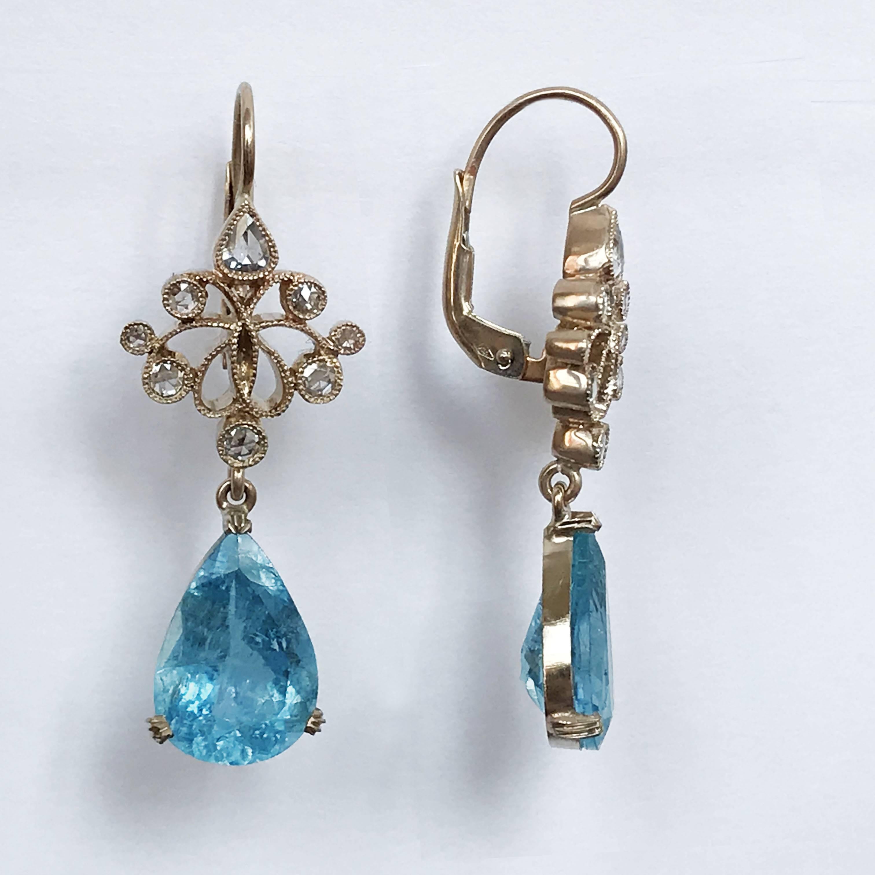 Dalben design Aquamarine And Diamond pendant earrings mounted in 18 kt white gold.
Two Pear cut Aquamarine weighting  carats 7,45 and 16 rose cut white Diamonds weighing 0,45 carats.
Earrings dimension: 
max width 13,8 mm ,  height without leverback