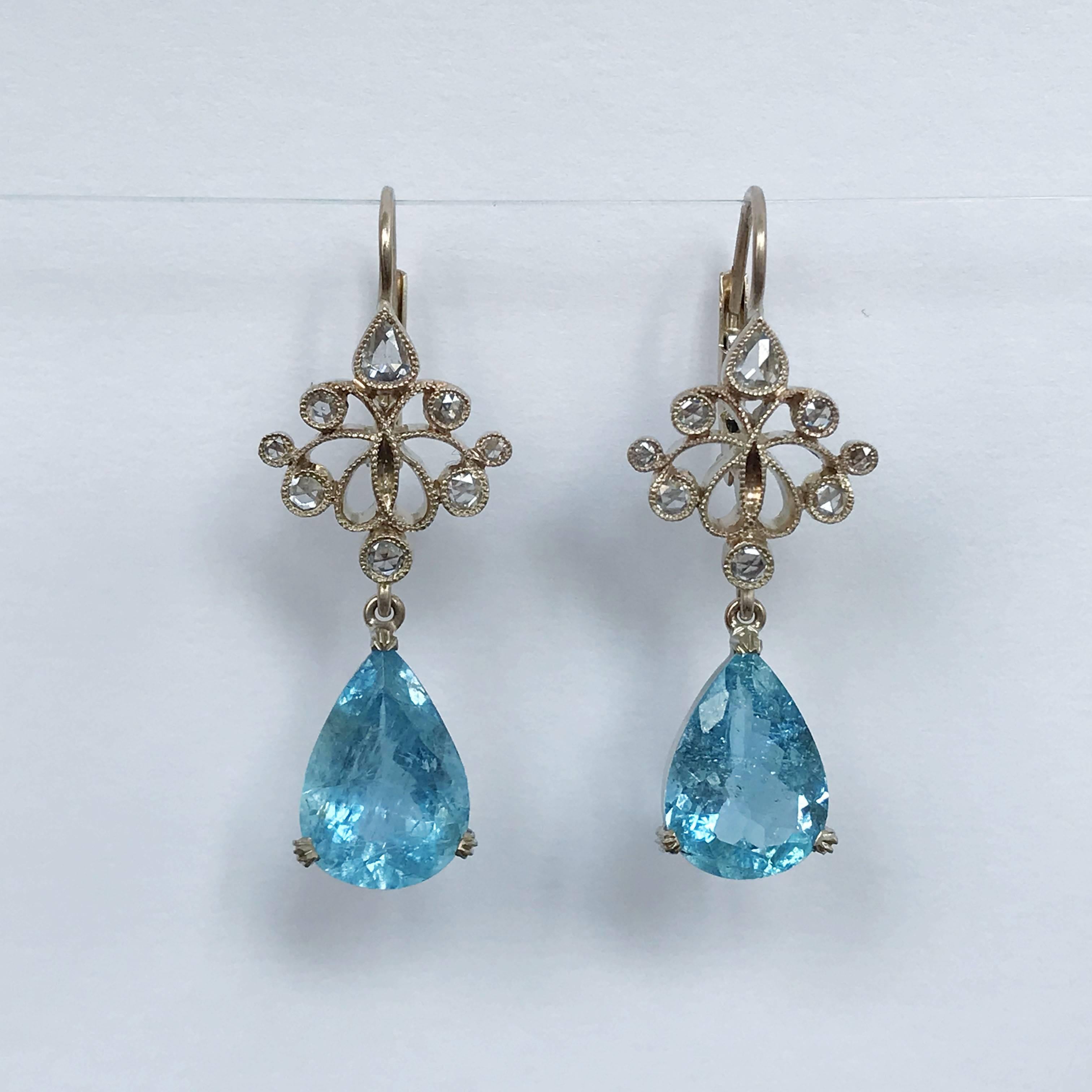 Dalben Aquamarine Diamond Gold Earrings In New Condition In Como, IT