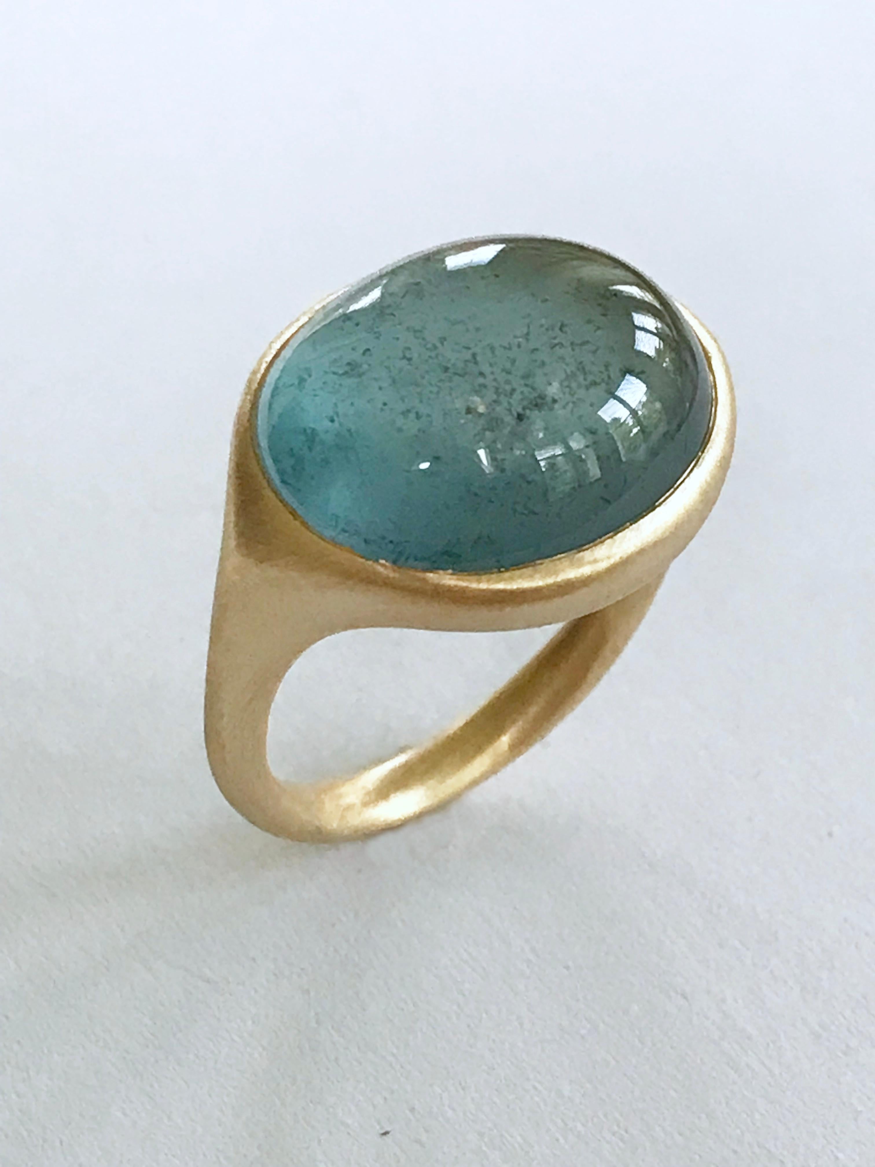 Dalben Aquamarine Oval Cabochon Yellow Gold Ring For Sale 1