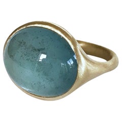 Dalben Aquamarine Oval Cabochon Yellow Gold Ring