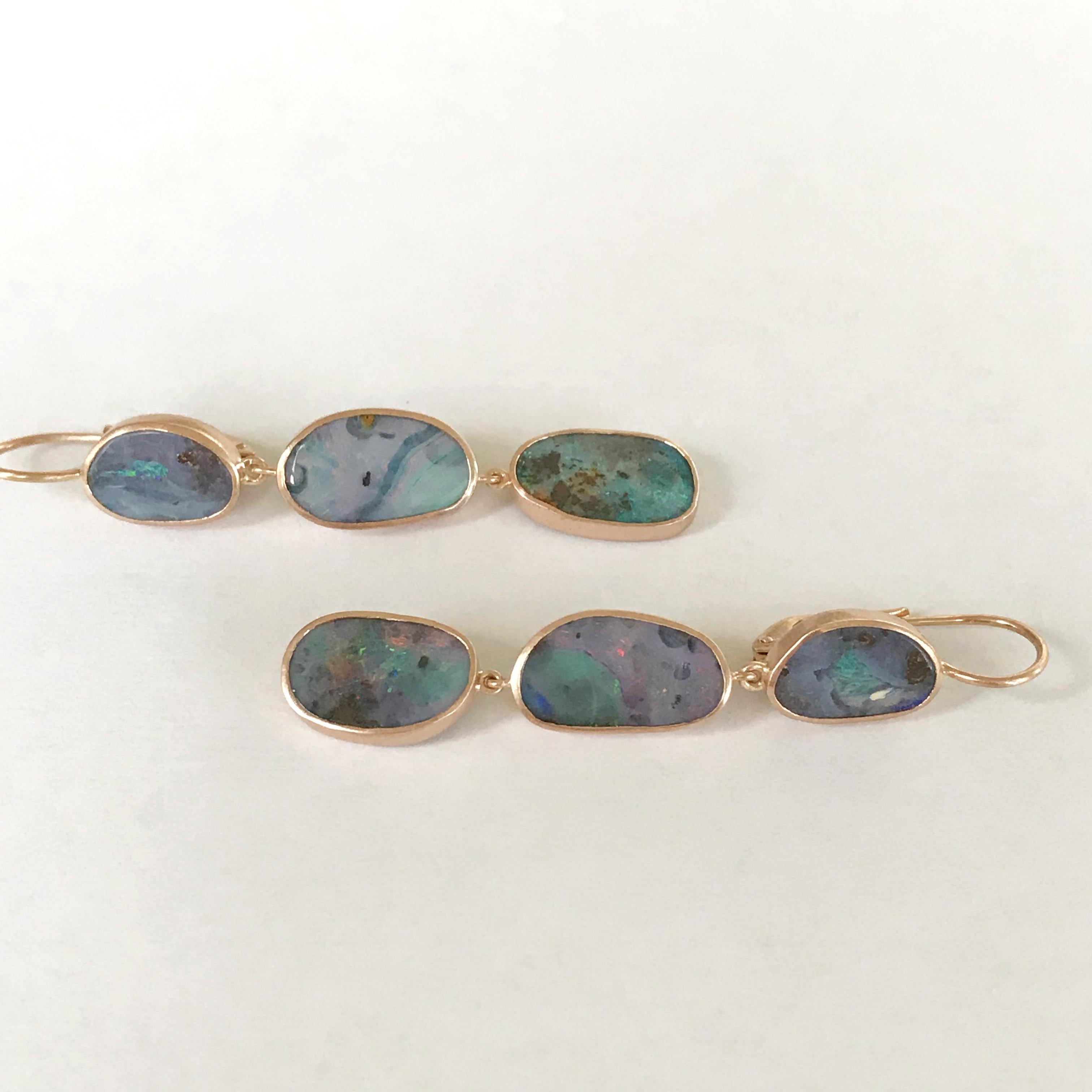 Dalben Boucles d'oreilles pendantes en or rose et opale de roche australienne Pour femmes en vente