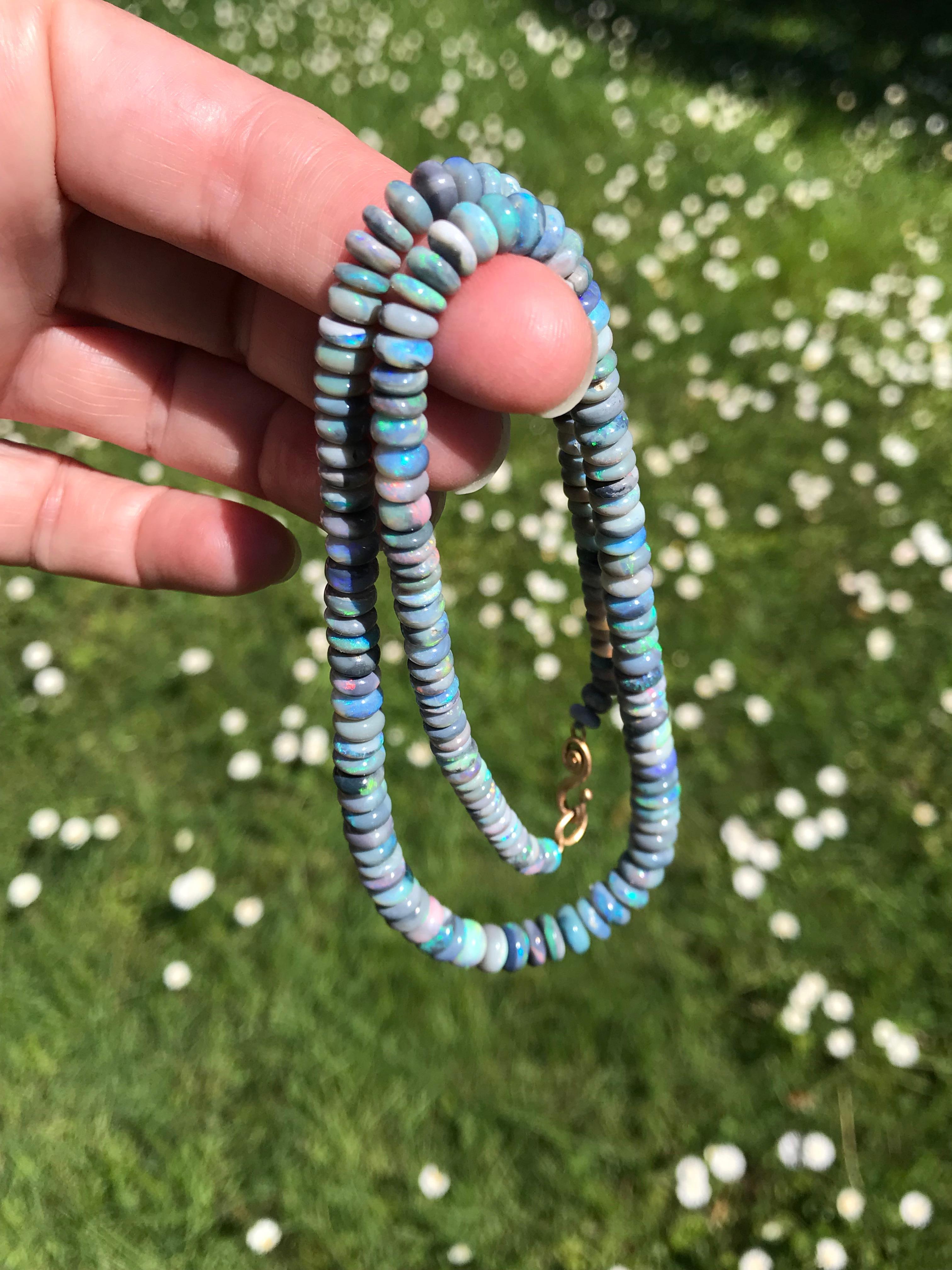 Dalben Australian Lightning Ridge Opal-Halskette aus Roségold (Zeitgenössisch)