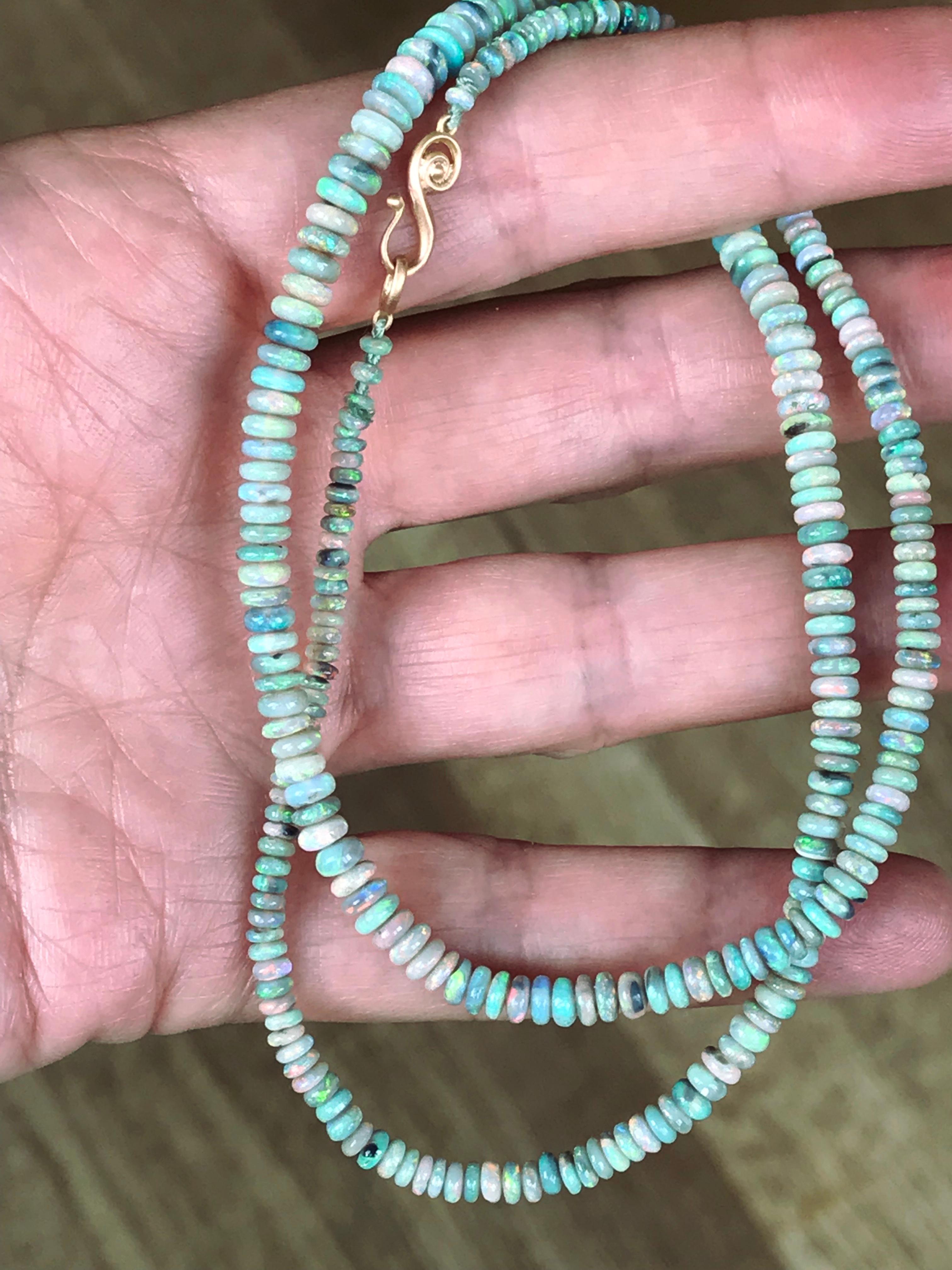 Dalben australien  Collier d'opale en or rose en vente 5
