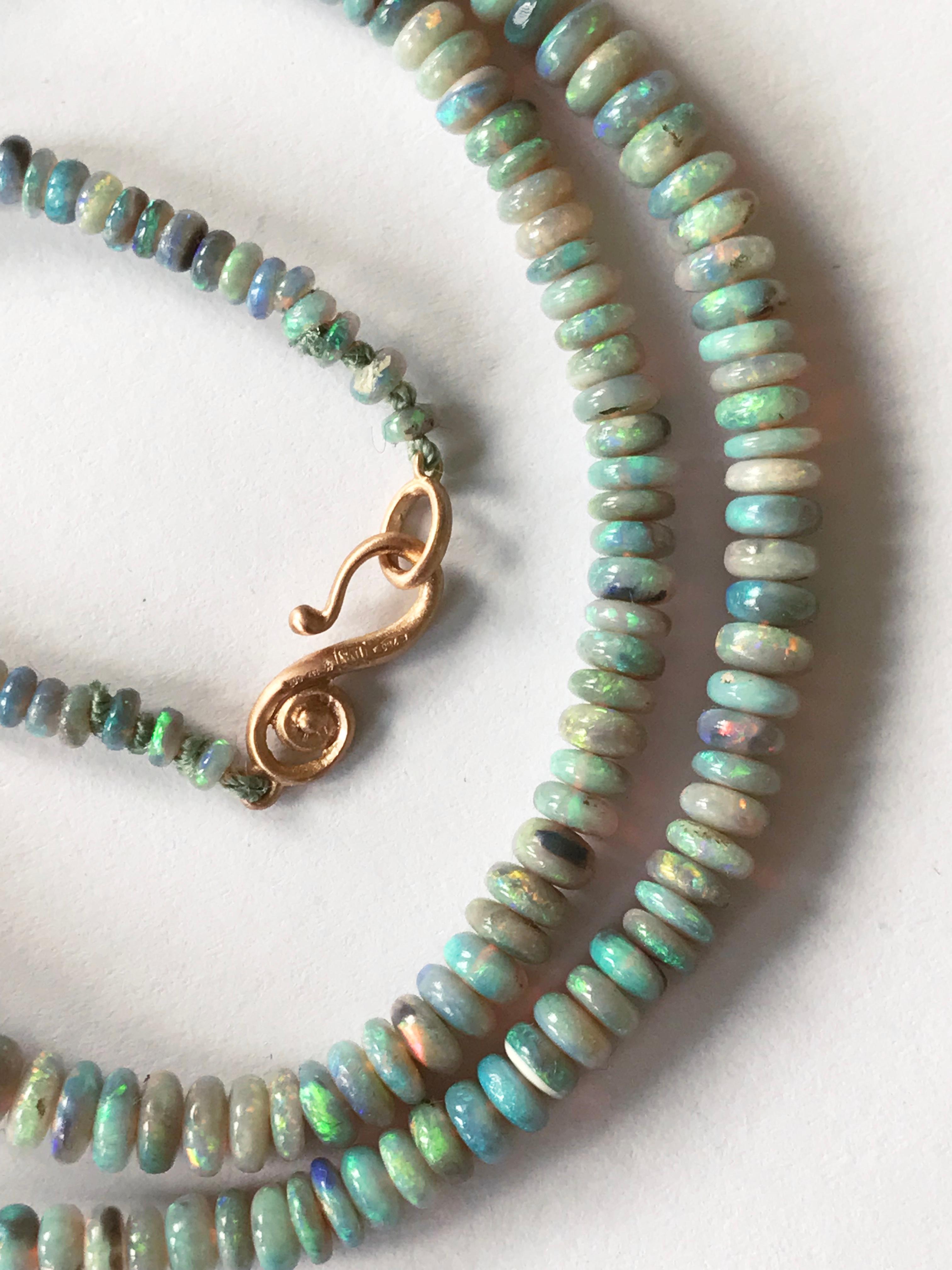 Dalben australien  Collier d'opale en or rose en vente 7