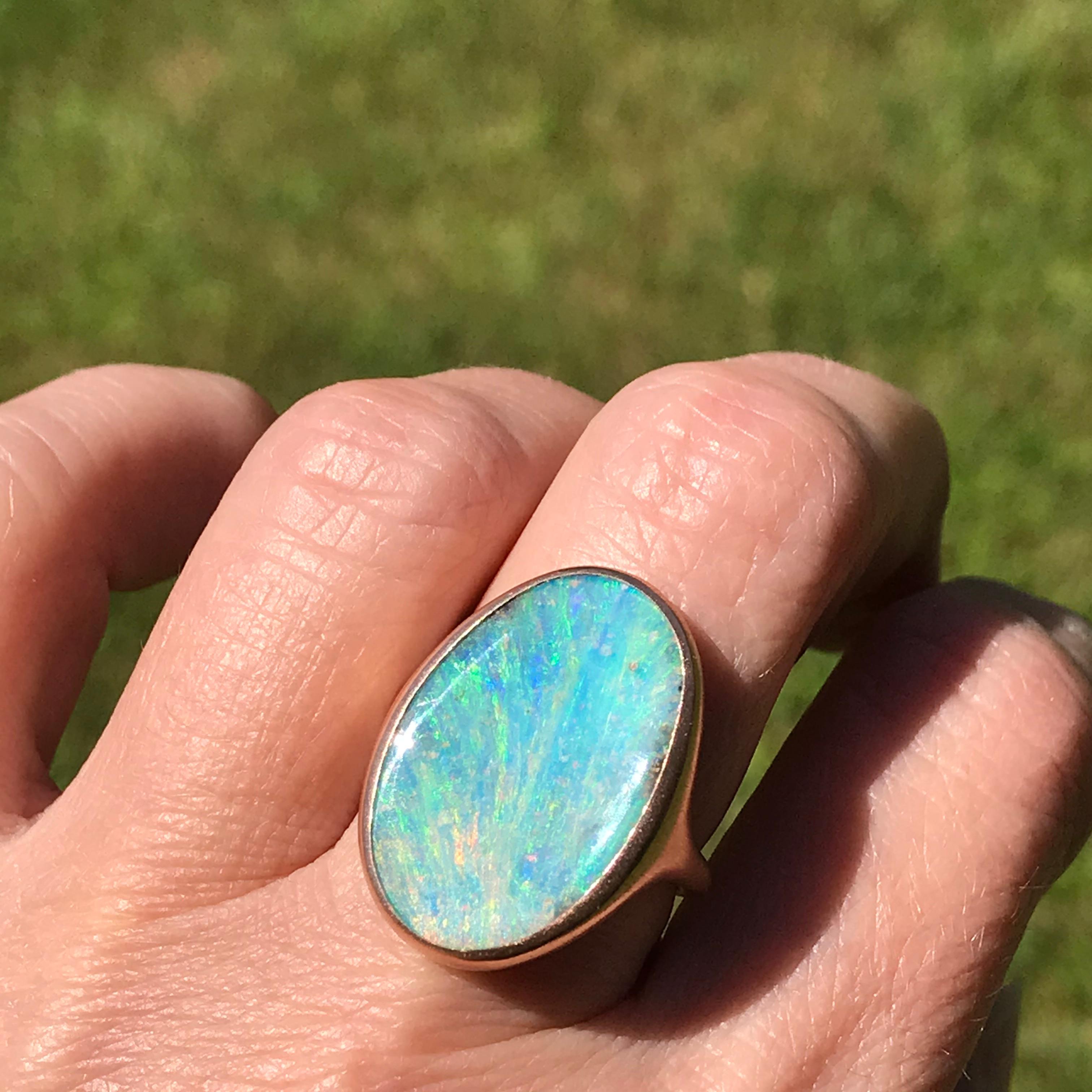 oval opal