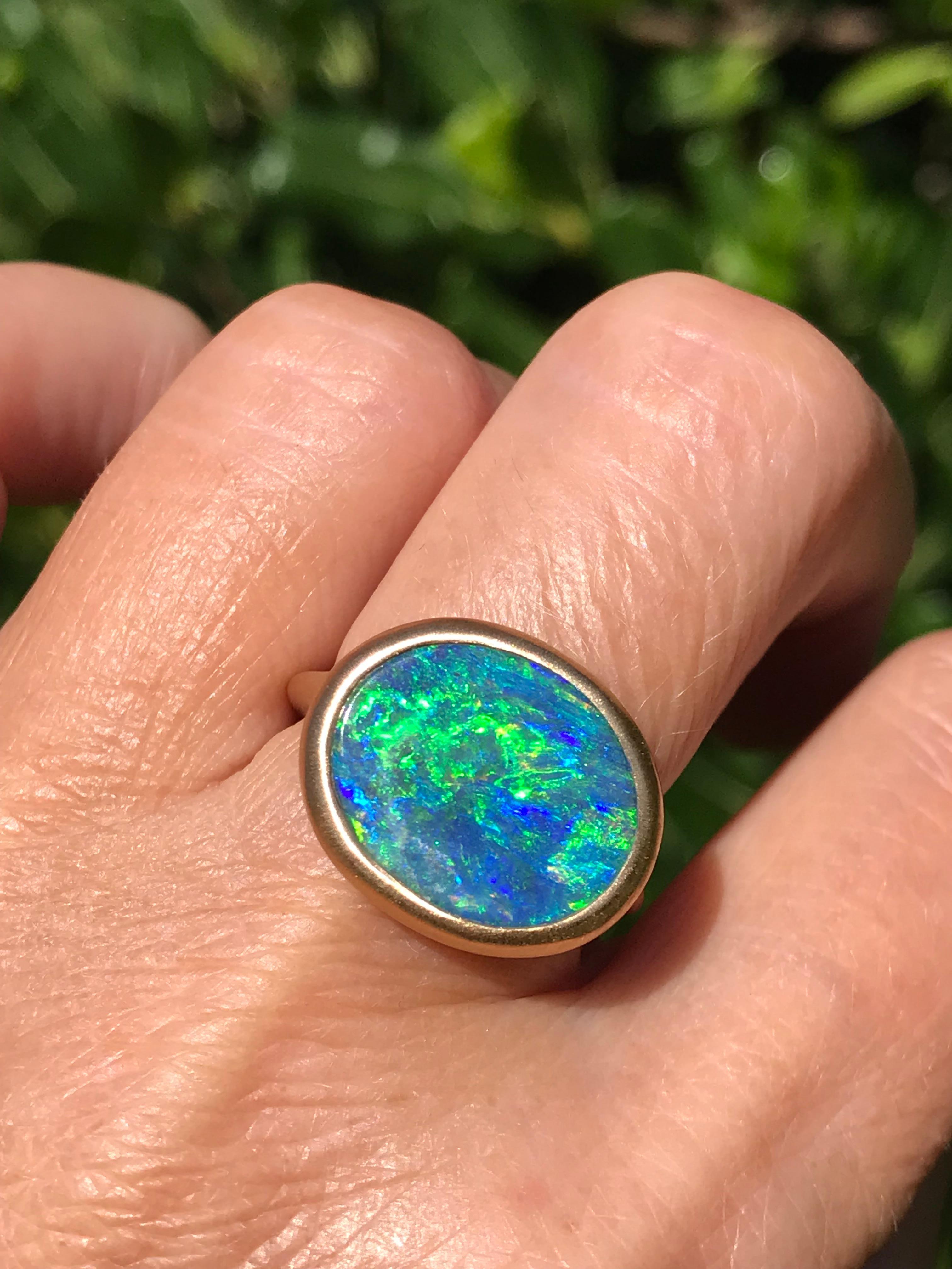 Dalben Blue Green Australian Boulder Opal Yellow Gold Ring In New Condition For Sale In Como, IT