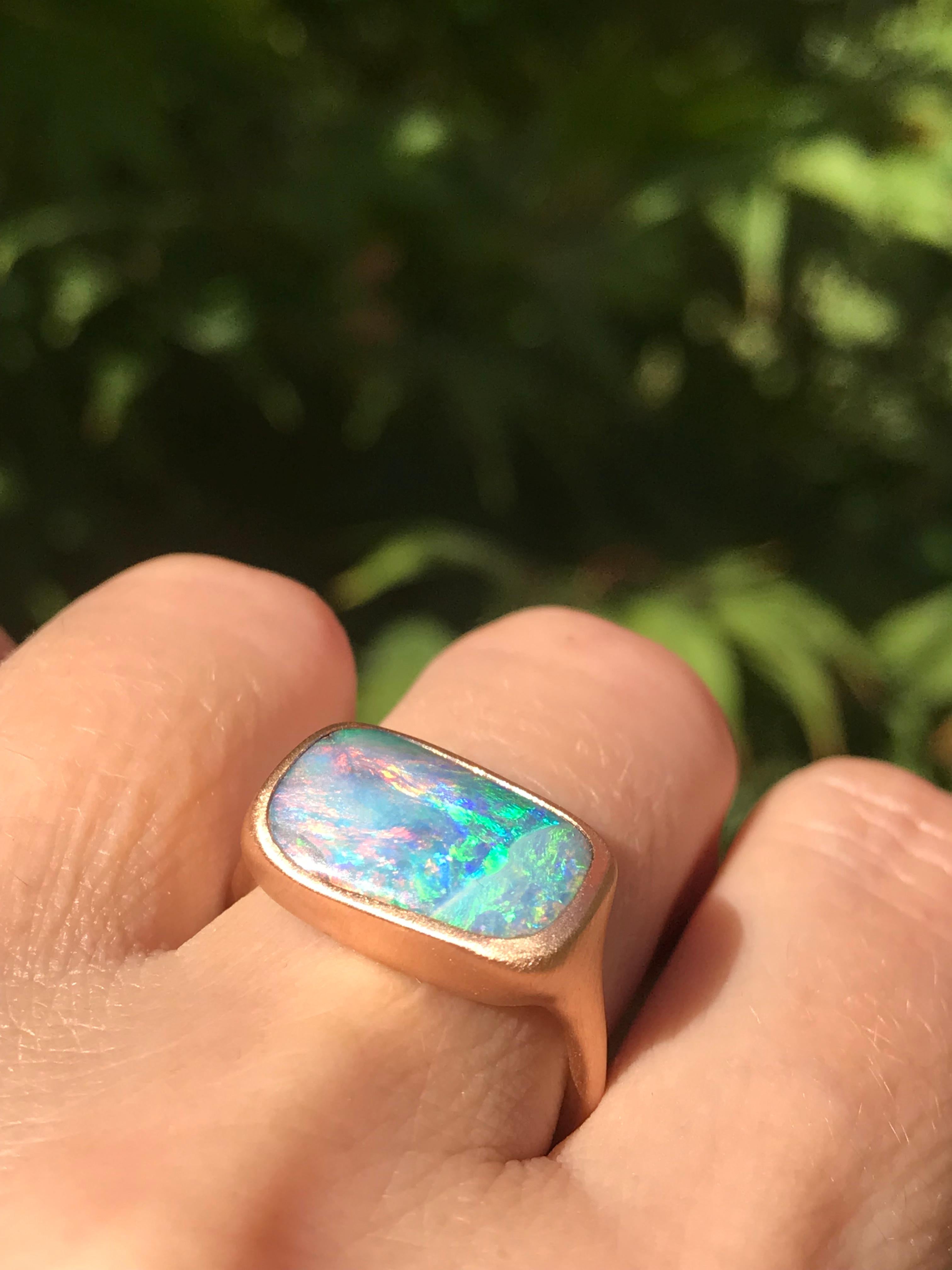 Dalben Boulder Opal Ring aus Roségold (Cabochon) im Angebot