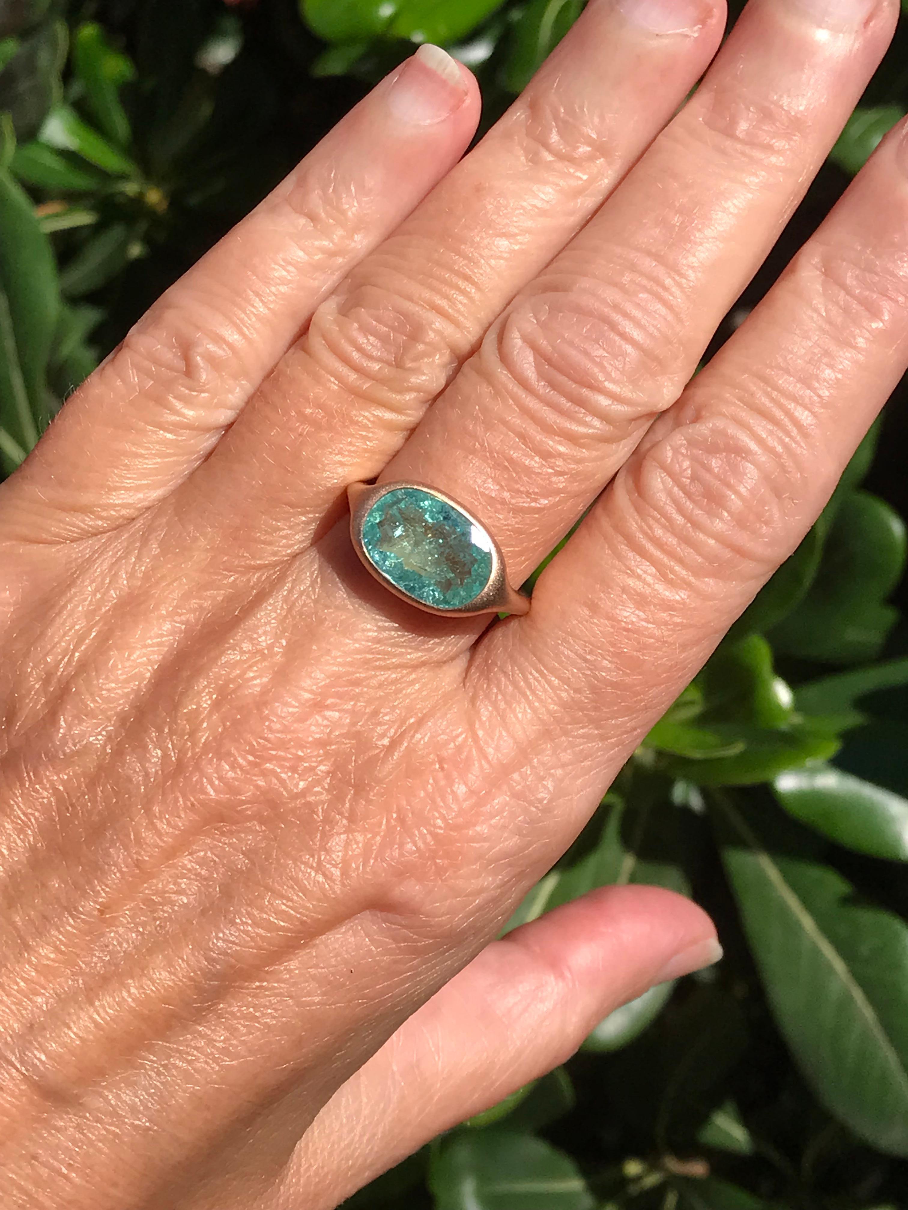 Dalben Design 4.11 carat Certified Paraiba Tourmaline Rose Gold Ring In New Condition For Sale In Como, IT