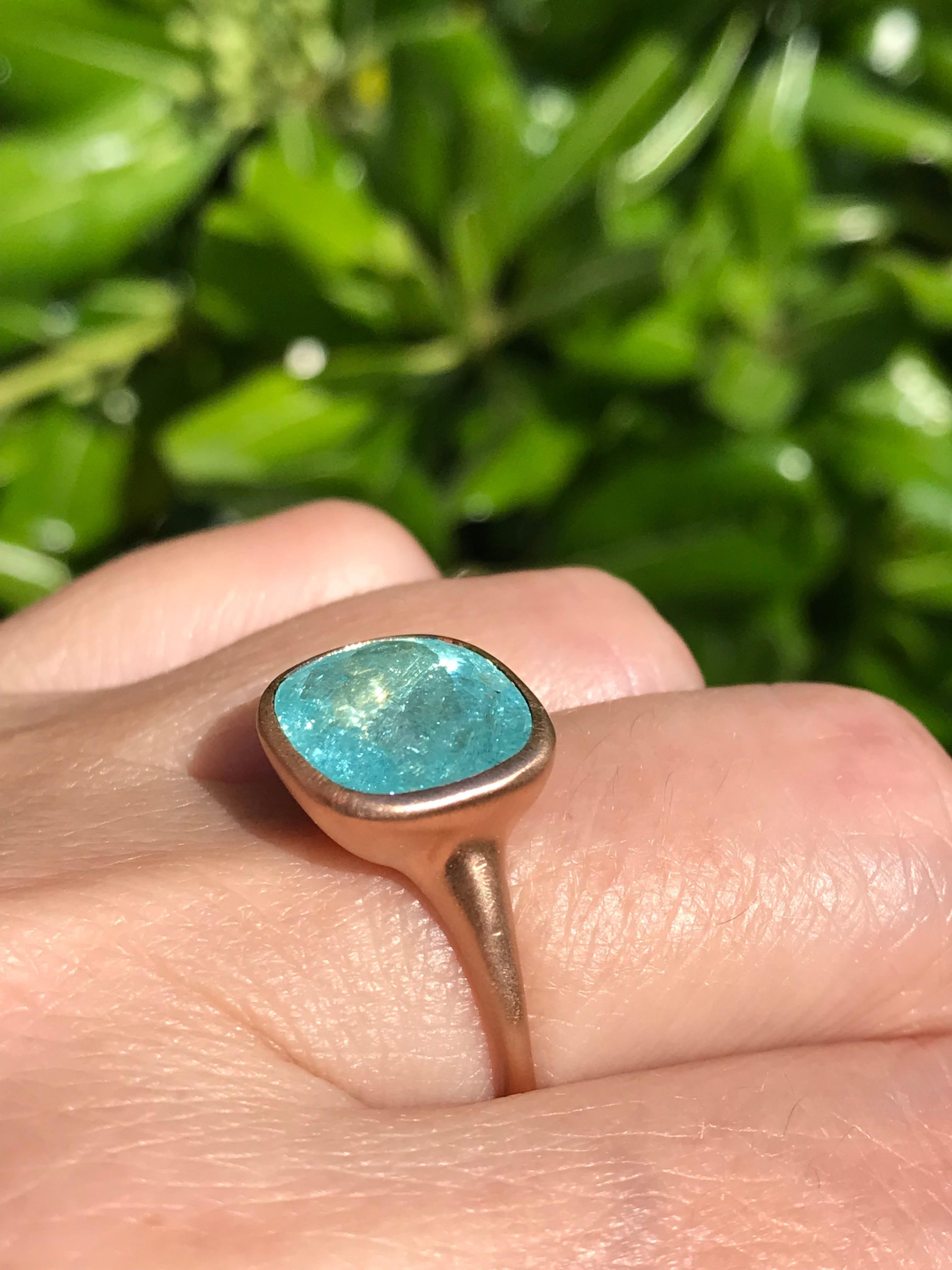 Dalben Design Anello in oro rosa con tormalina Paraiba certificata da 6.88 carati in vendita 10
