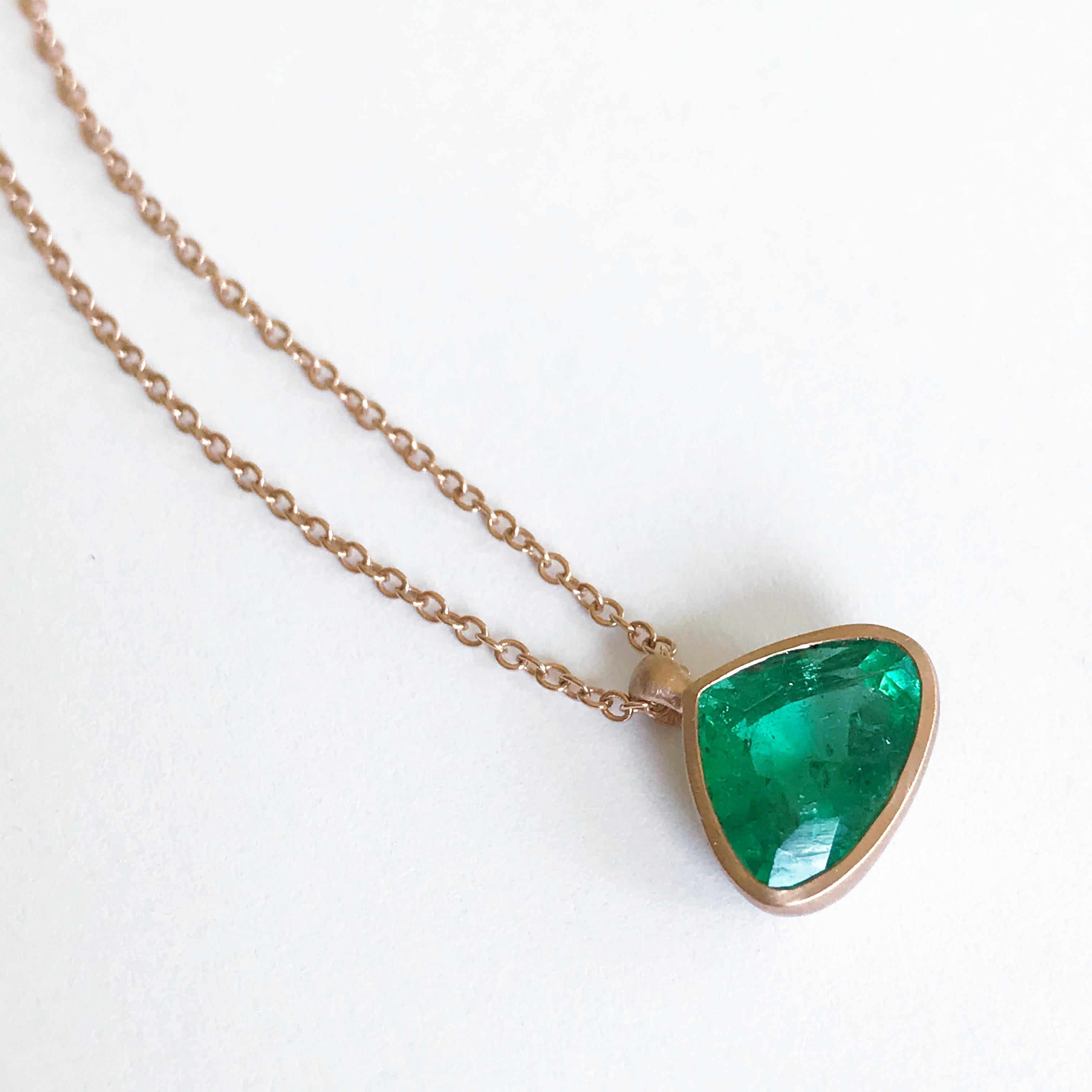 Women's Dalben Design Emerald and Rose Gold Necklace