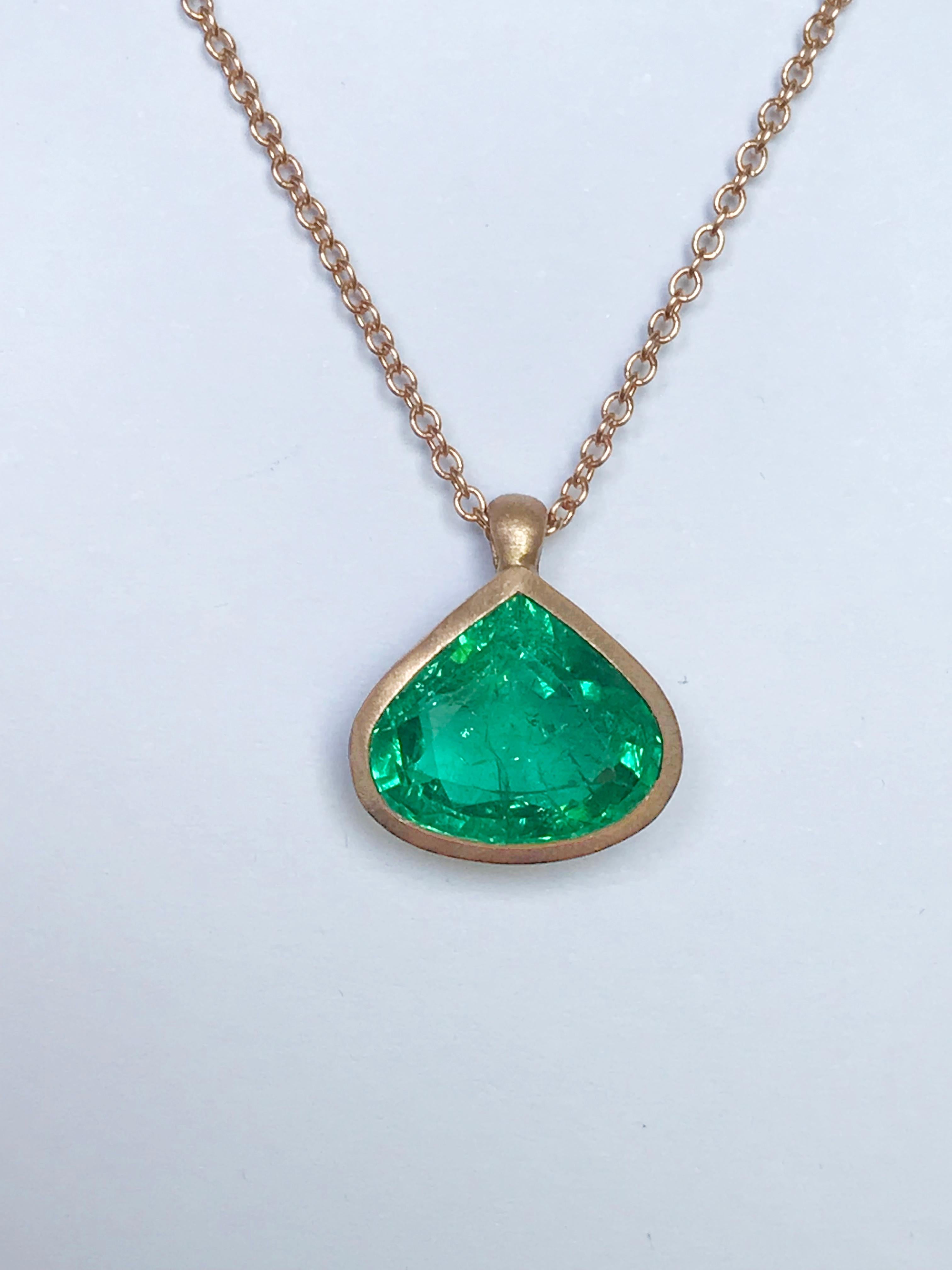 Dalben Design Emerald Rose Gold Necklace For Sale 6