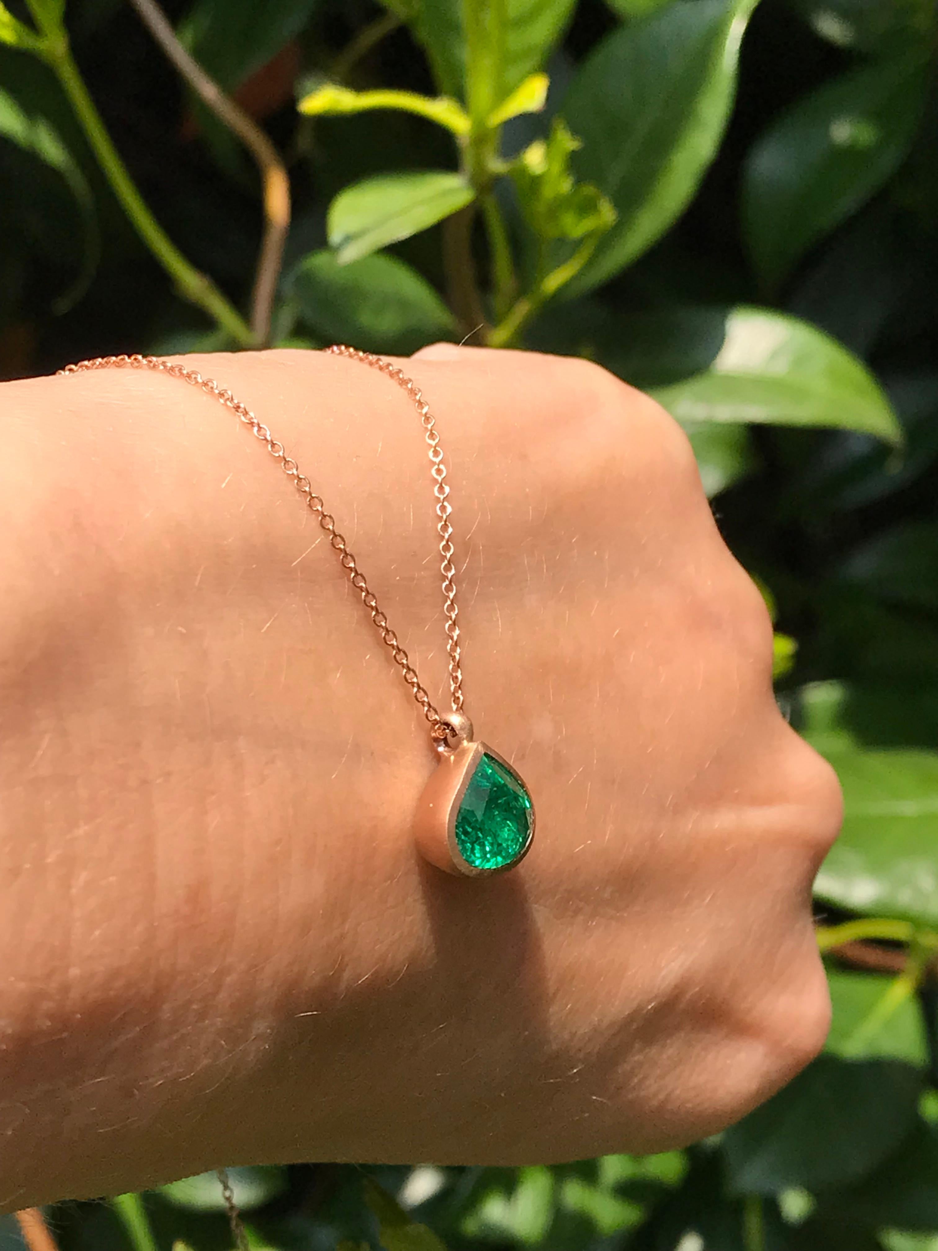Dalben Design Smaragd-Halskette aus Roségold Damen