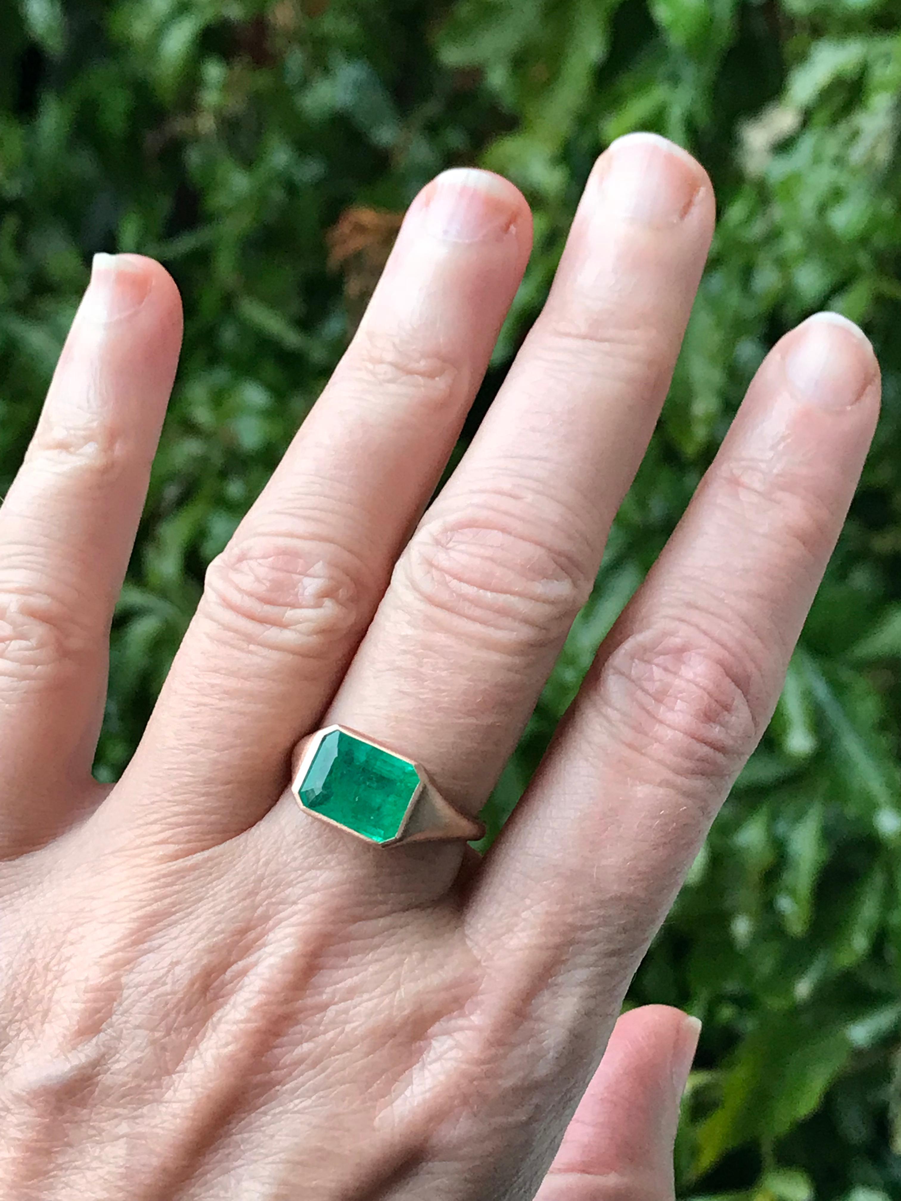 Contemporary Dalben Design Emerald Rose Gold Ring