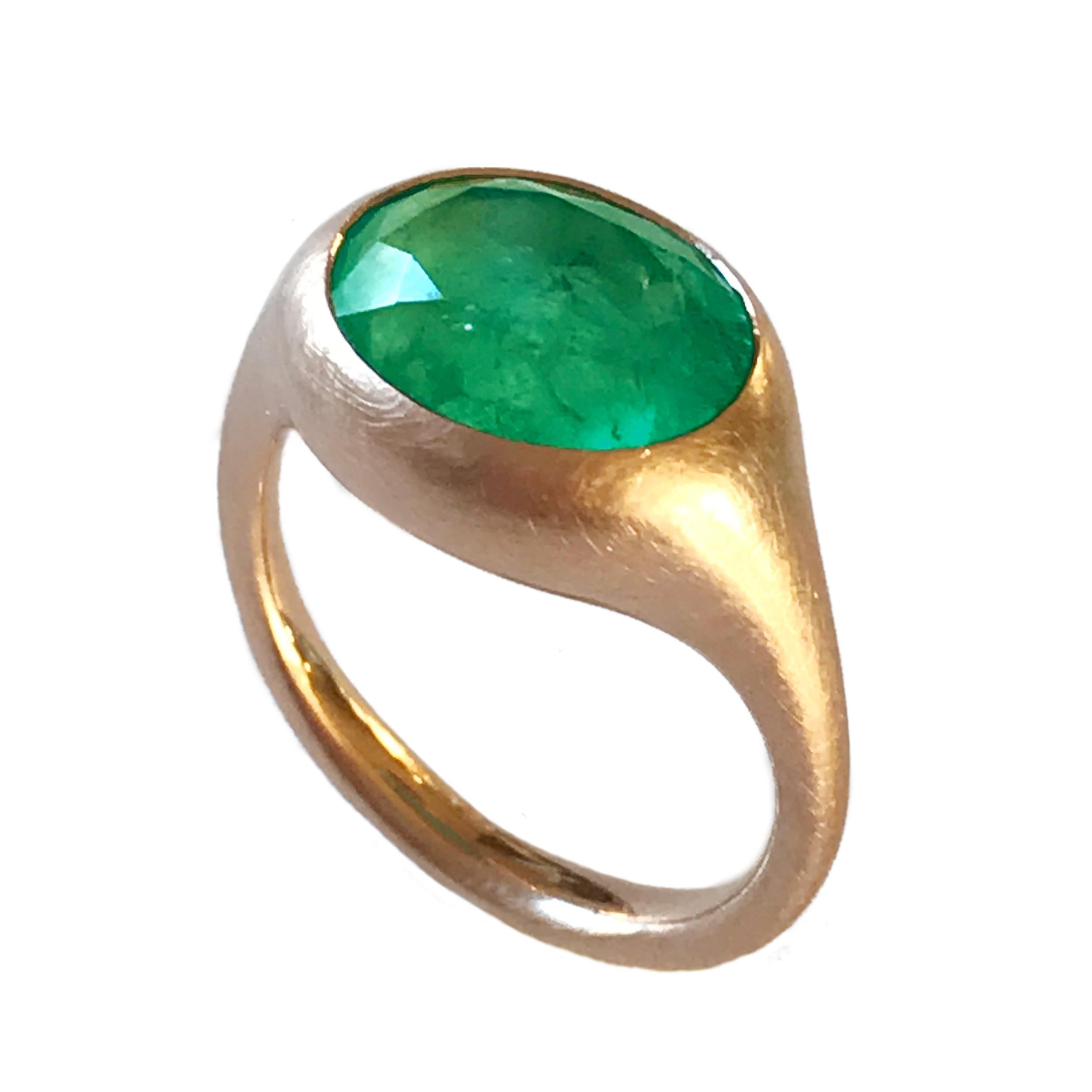 Dalben Design Oval Emerald Rose Gold Ring