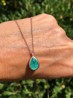 Collier en or rose avec tourmaline Paraiba de Dalben Design