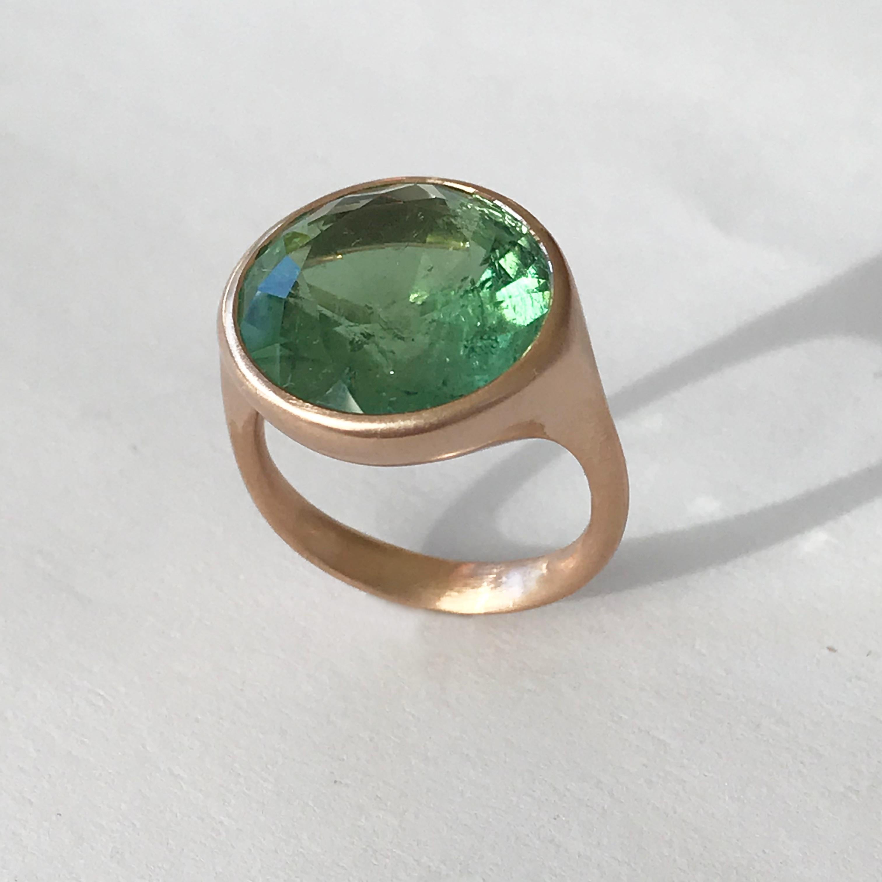 Dalben Design Ring aus Roségold mit rundem grünem Turmalin (Zeitgenössisch) im Angebot