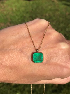 Collier en or jaune Dalben Emerald cut Colombian Emerald