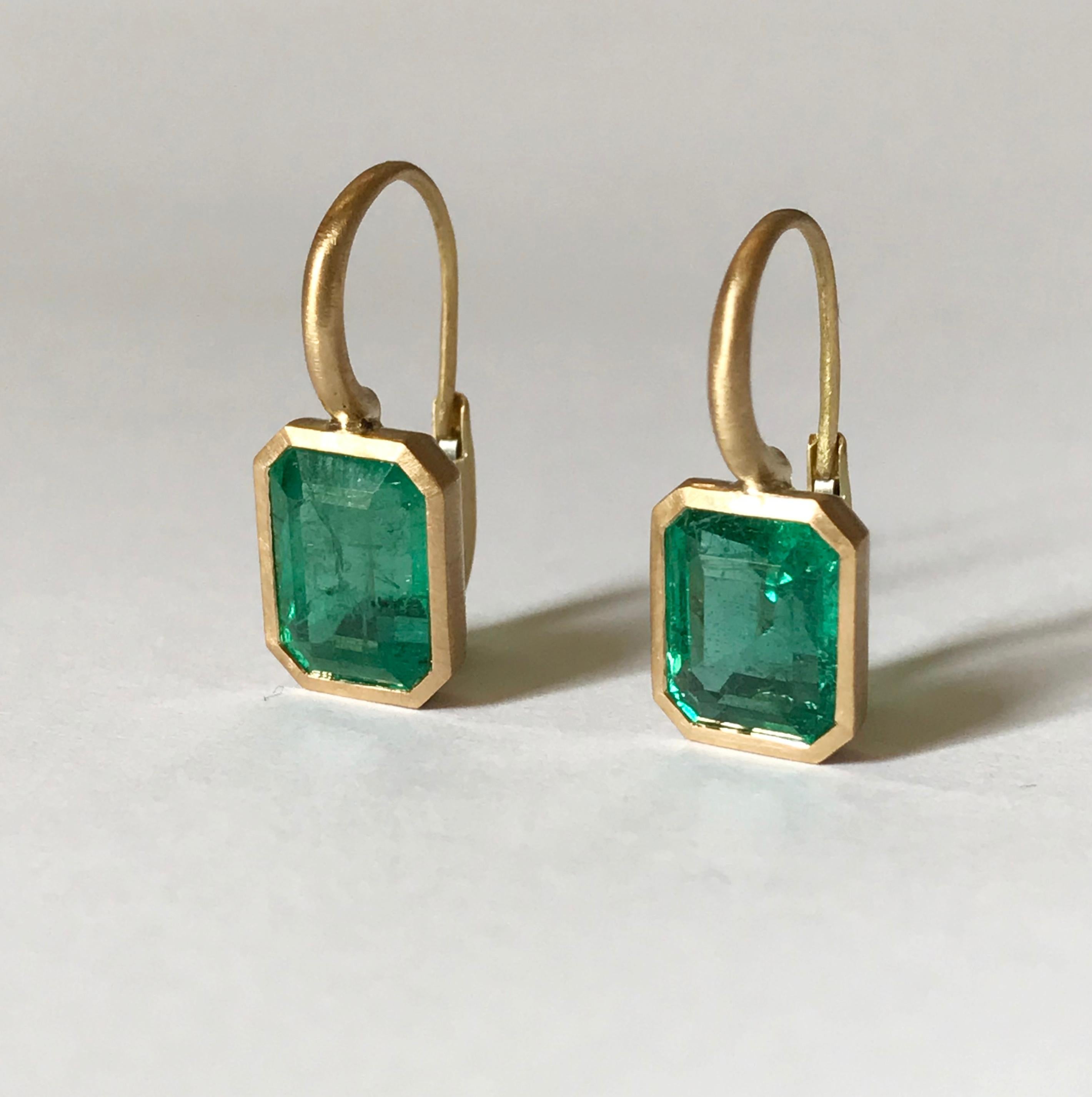 Dalben Emerald Cut Emerald Yellow Gold Earrings 5