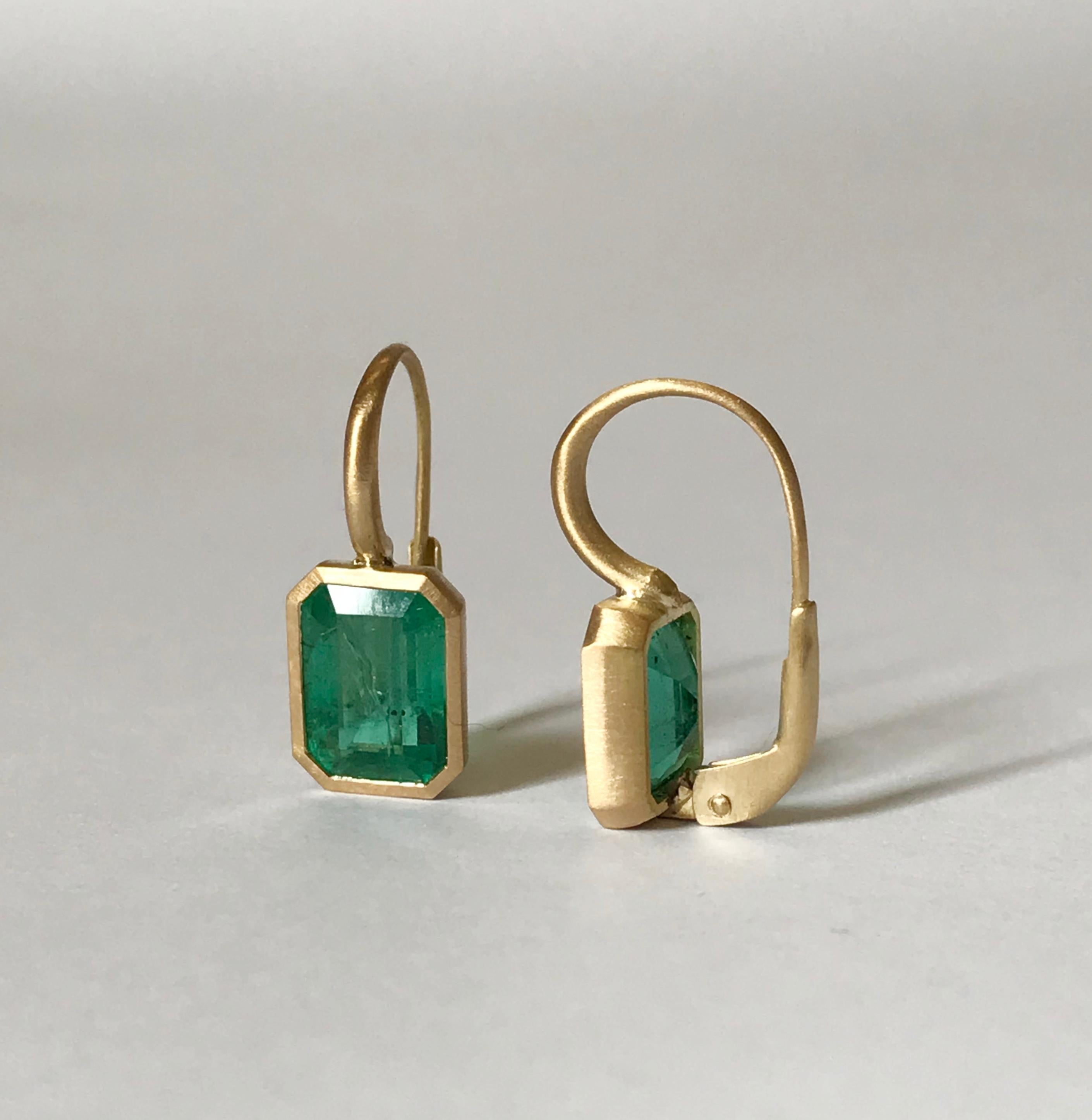 Women's Dalben Emerald Cut Emerald Yellow Gold Earrings