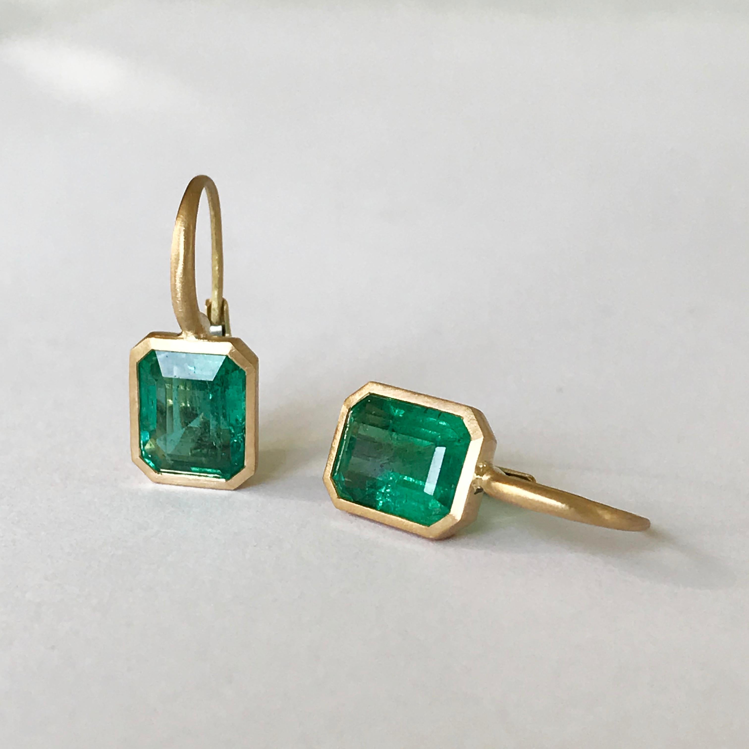 Dalben Emerald Cut Emerald Yellow Gold Earrings 4