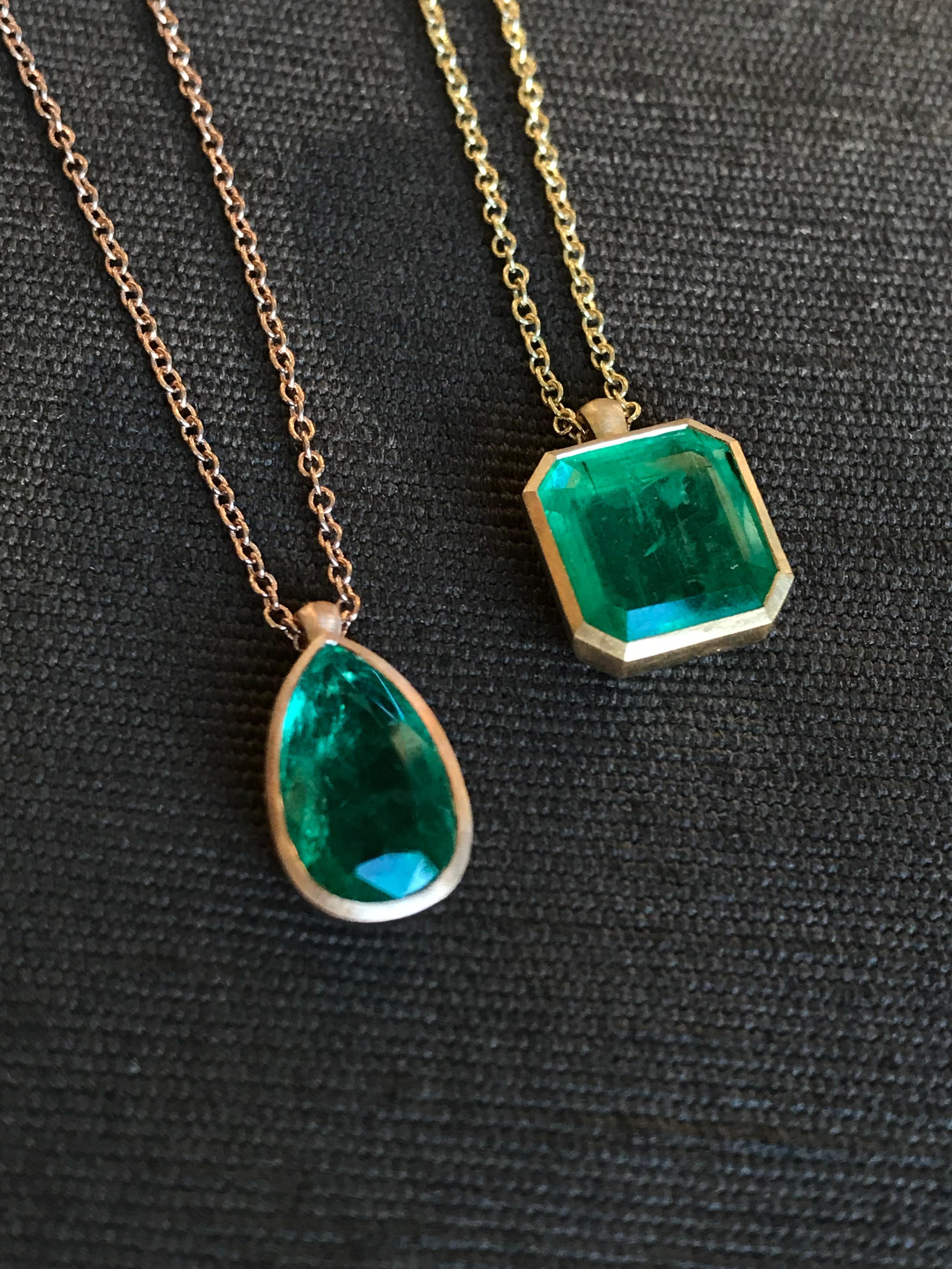 Dalben Collana in oro giallo con taglio smeraldo in vendita 5