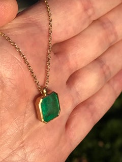 Dalben Emerald cut Emerald Yellow Gold Necklace