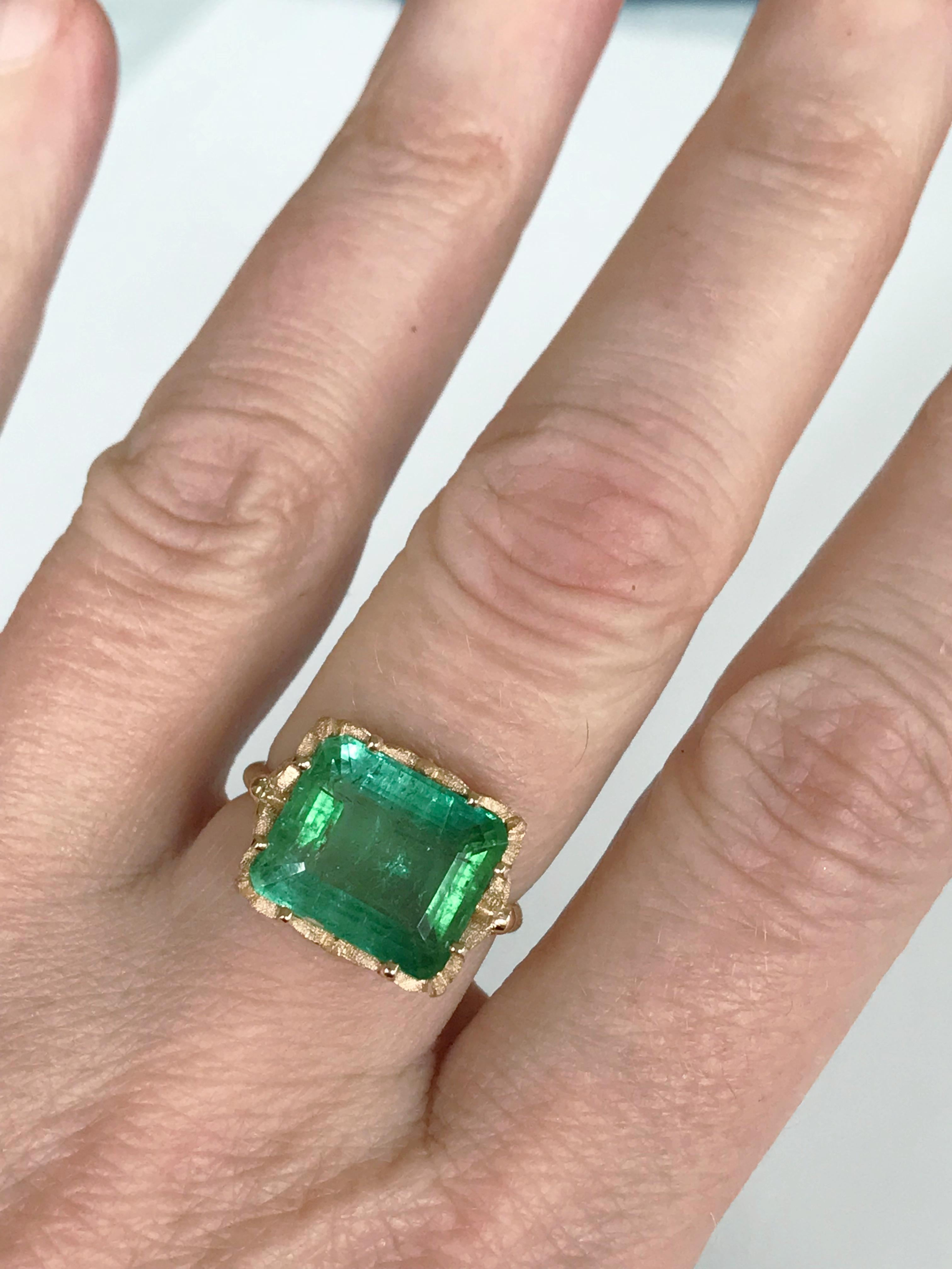 Dalben Green Tourmaline Rose Gold Cocktail Ring For Sale 3