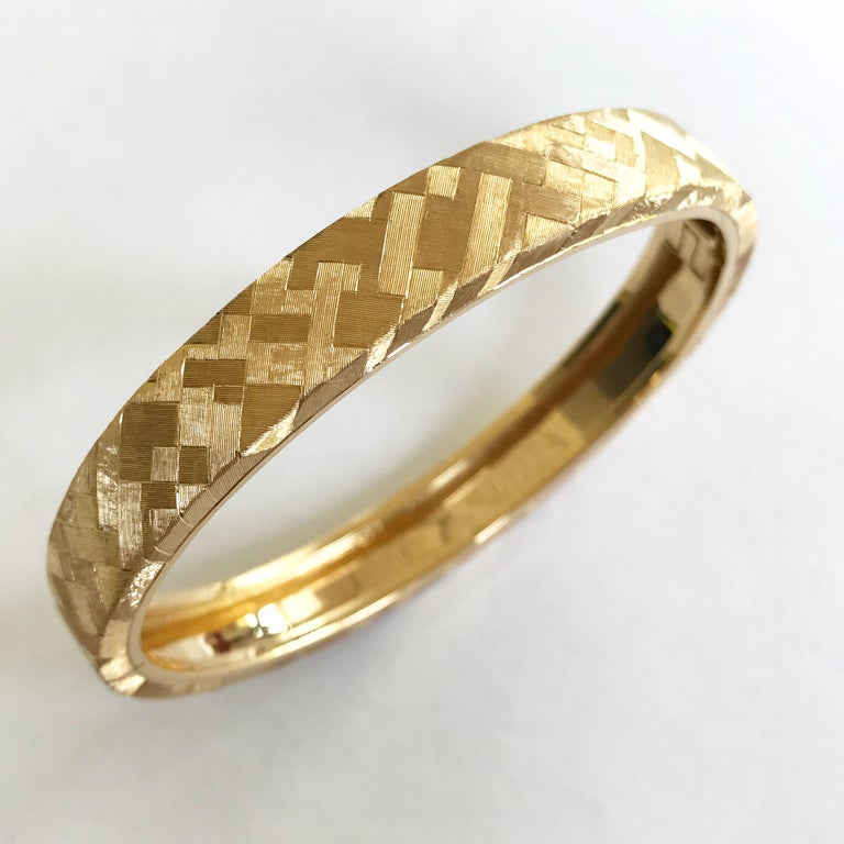 Dalben Hand Engraved Gold Bracelet For Sale at 1stDibs