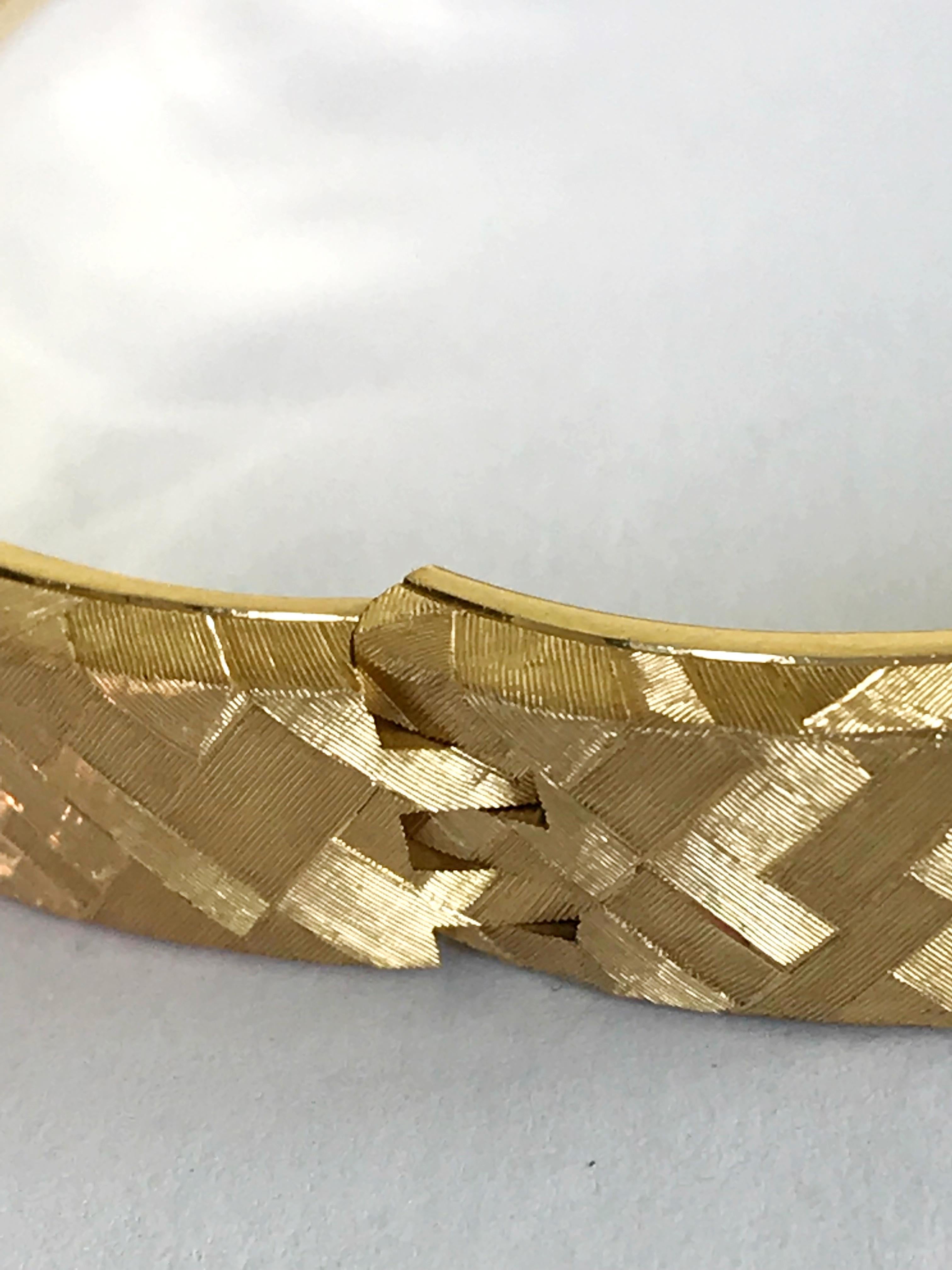 Contemporary Dalben Hand Engraved Gold Bracelet For Sale