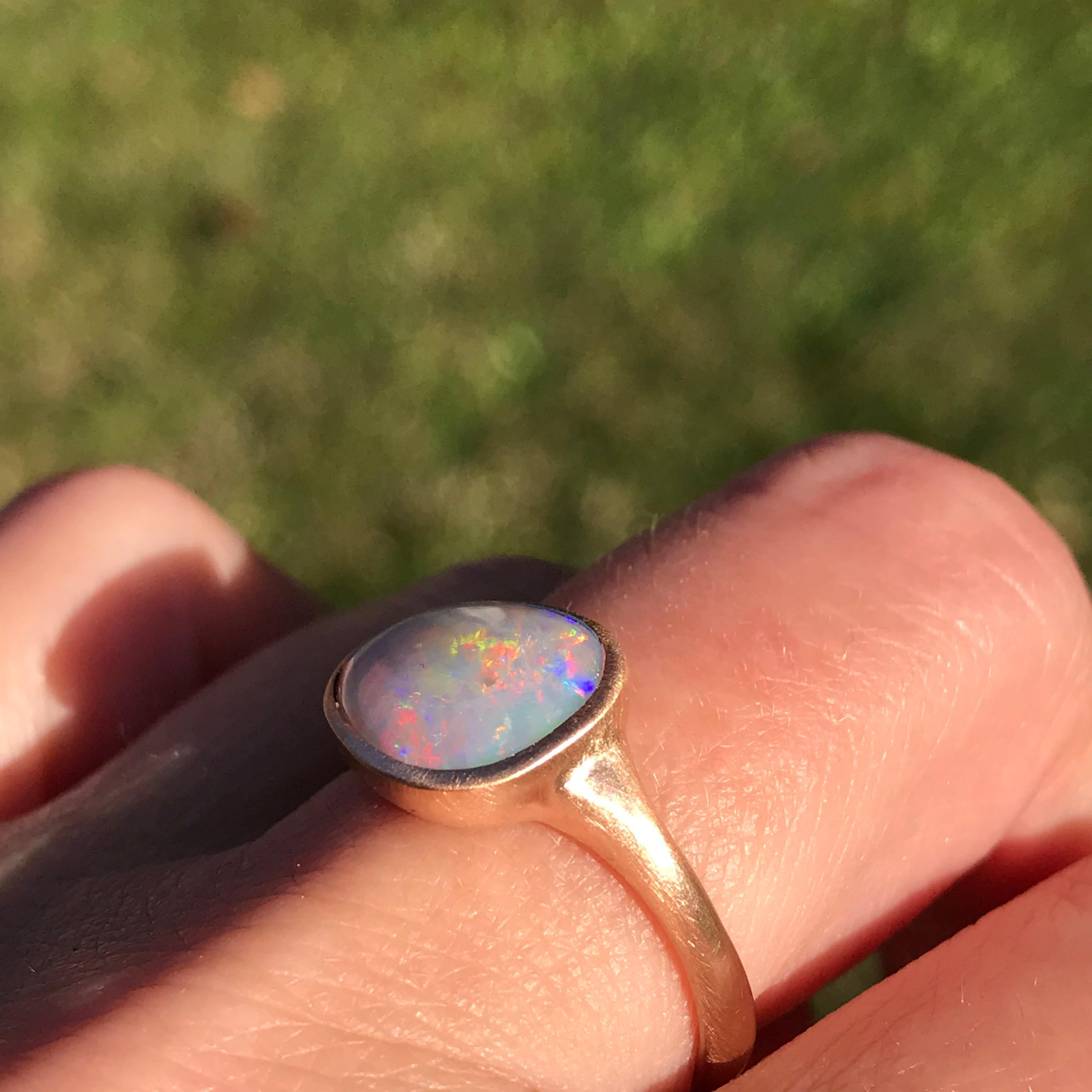 Contemporary Dalben Lightning Ridge Australian Crystal Opal Rose Gold Ring For Sale